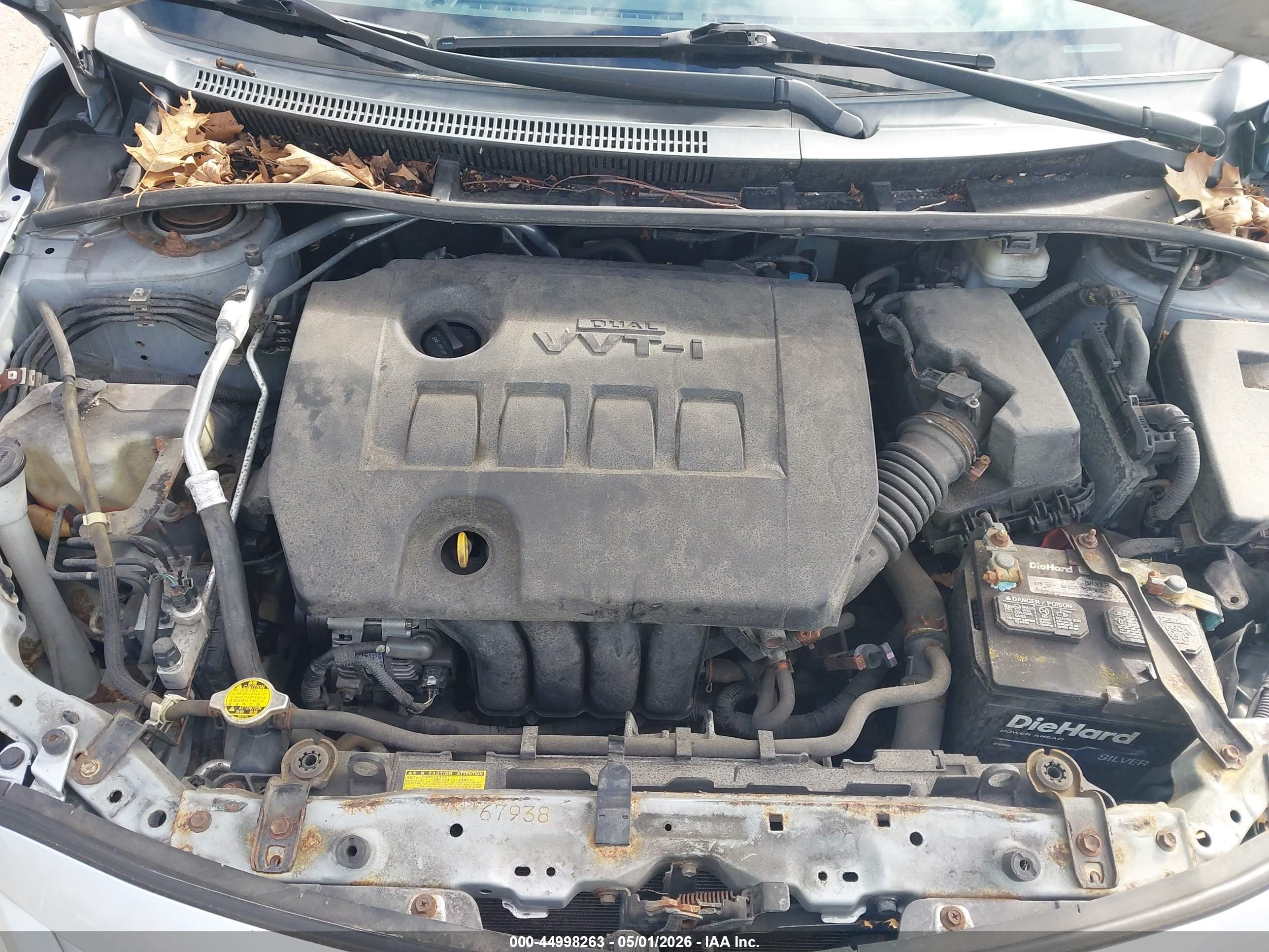 2013 Toyota Corolla Le Silver vin: 2T1BU4EE0DC975599