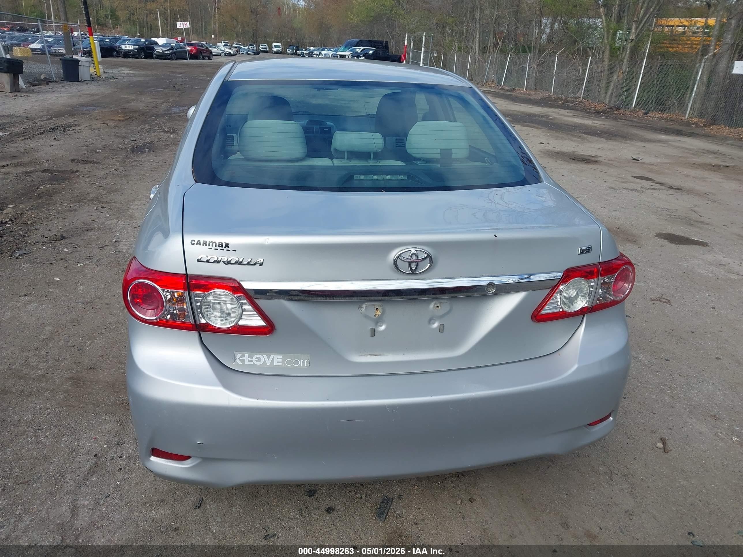 2013 Toyota Corolla Le Silver vin: 2T1BU4EE0DC975599