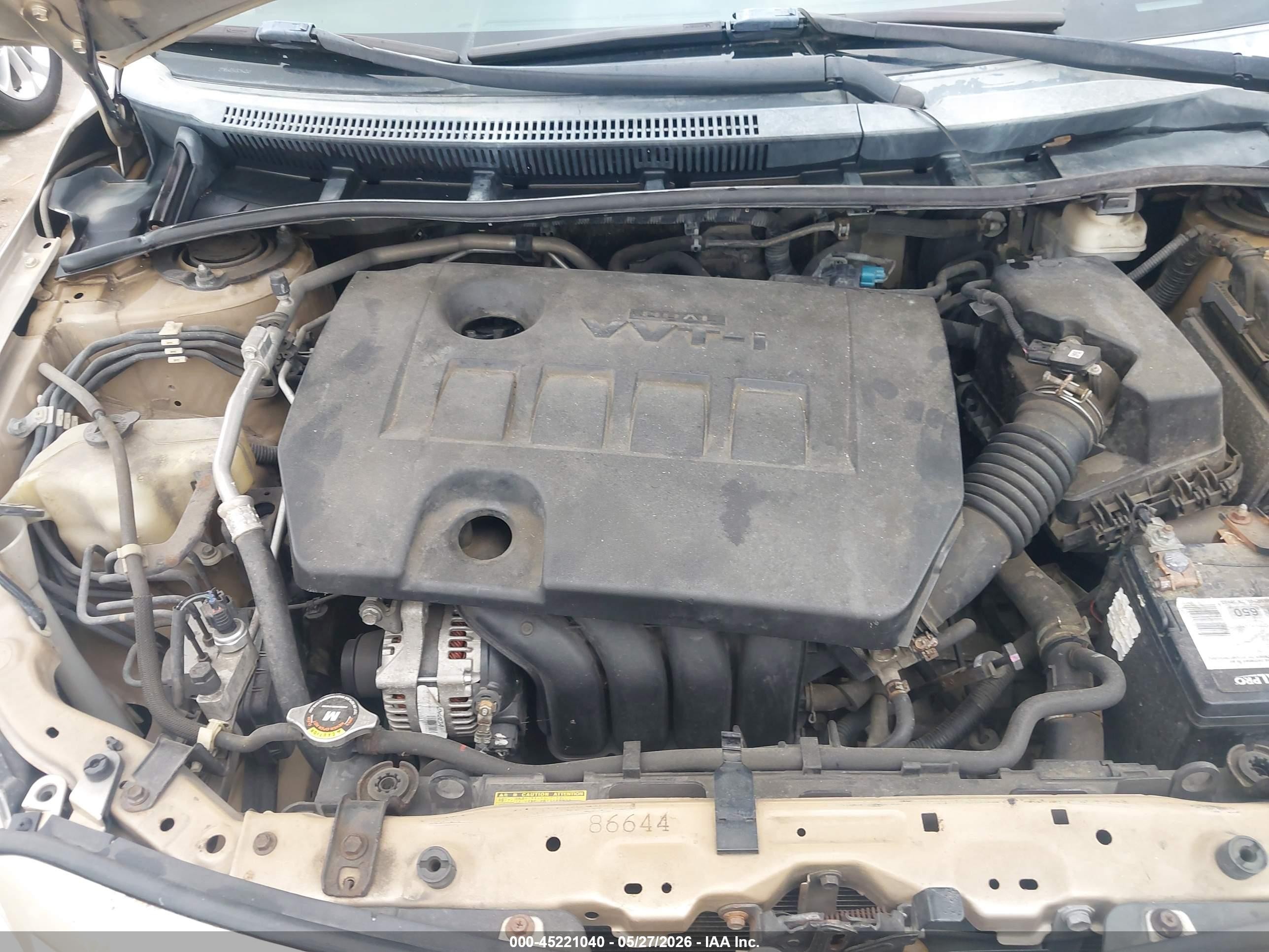 2013 Toyota Corolla Le Золотой vin: 2T1BU4EE0DC994041