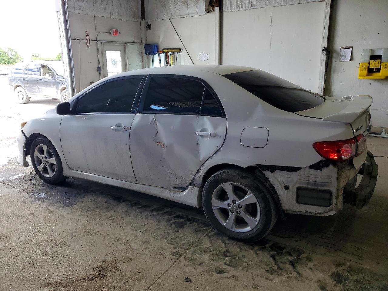 2013 Toyota Corolla S White vin: 2T1BU4EE0DC998221