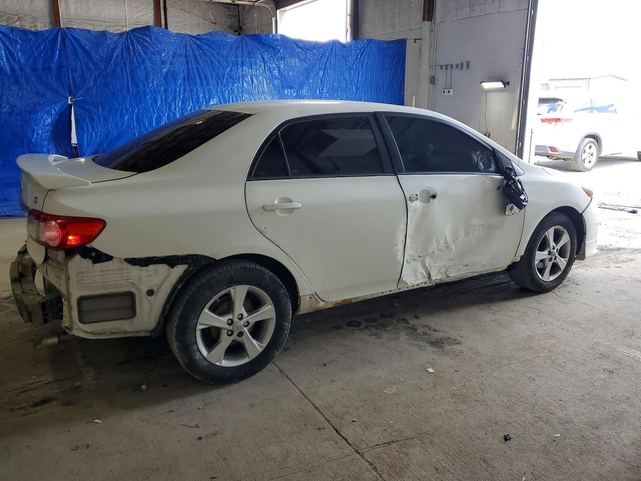 2013 Toyota Corolla S White vin: 2T1BU4EE0DC998221