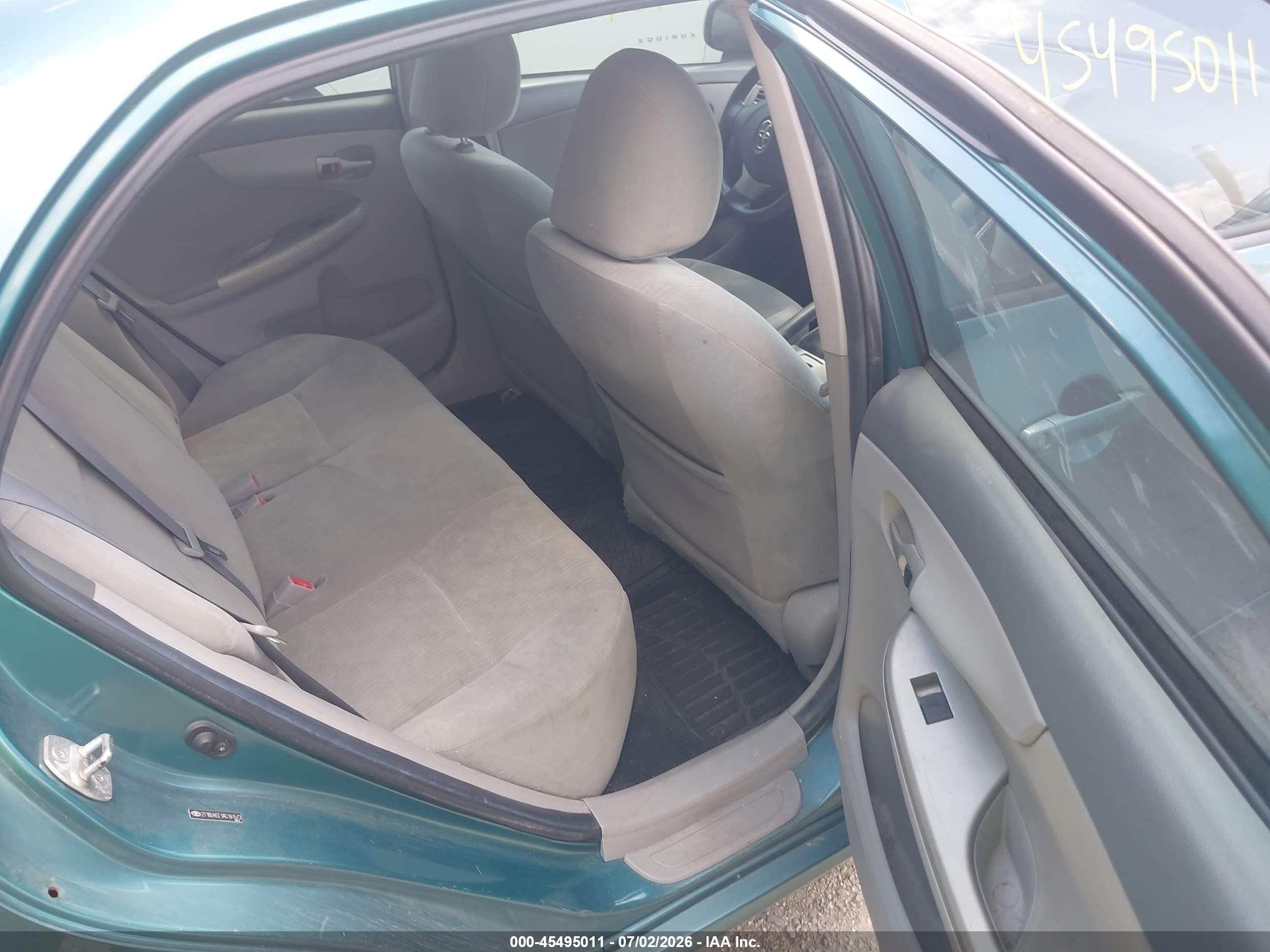 2010 Toyota Corolla Le Blue vin: 2T1BU4EE1AC191573