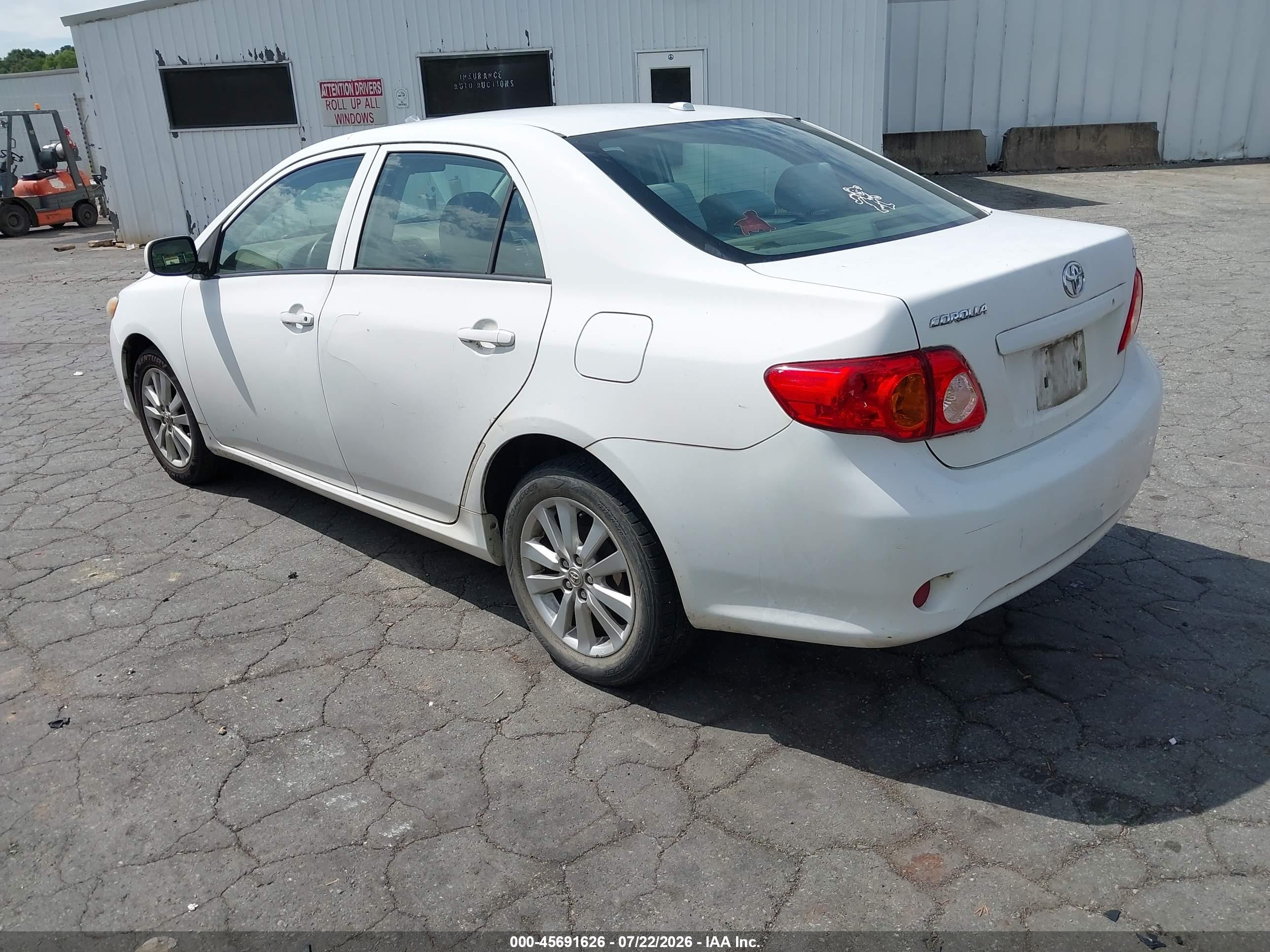 2010 Toyota Corolla Le White vin: 2T1BU4EE1AC201079