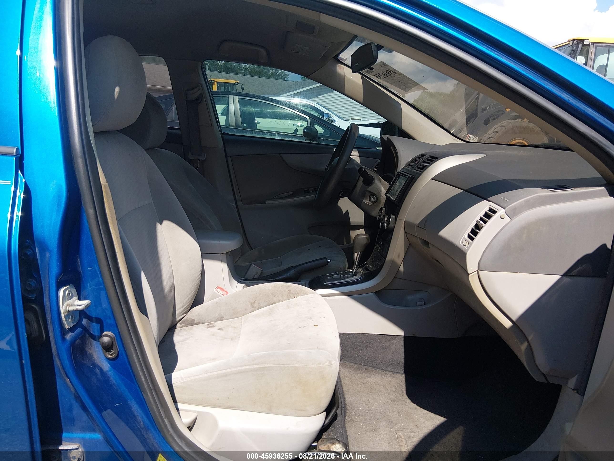 2010 Toyota Corolla Le Blue vin: 2T1BU4EE1AC227407