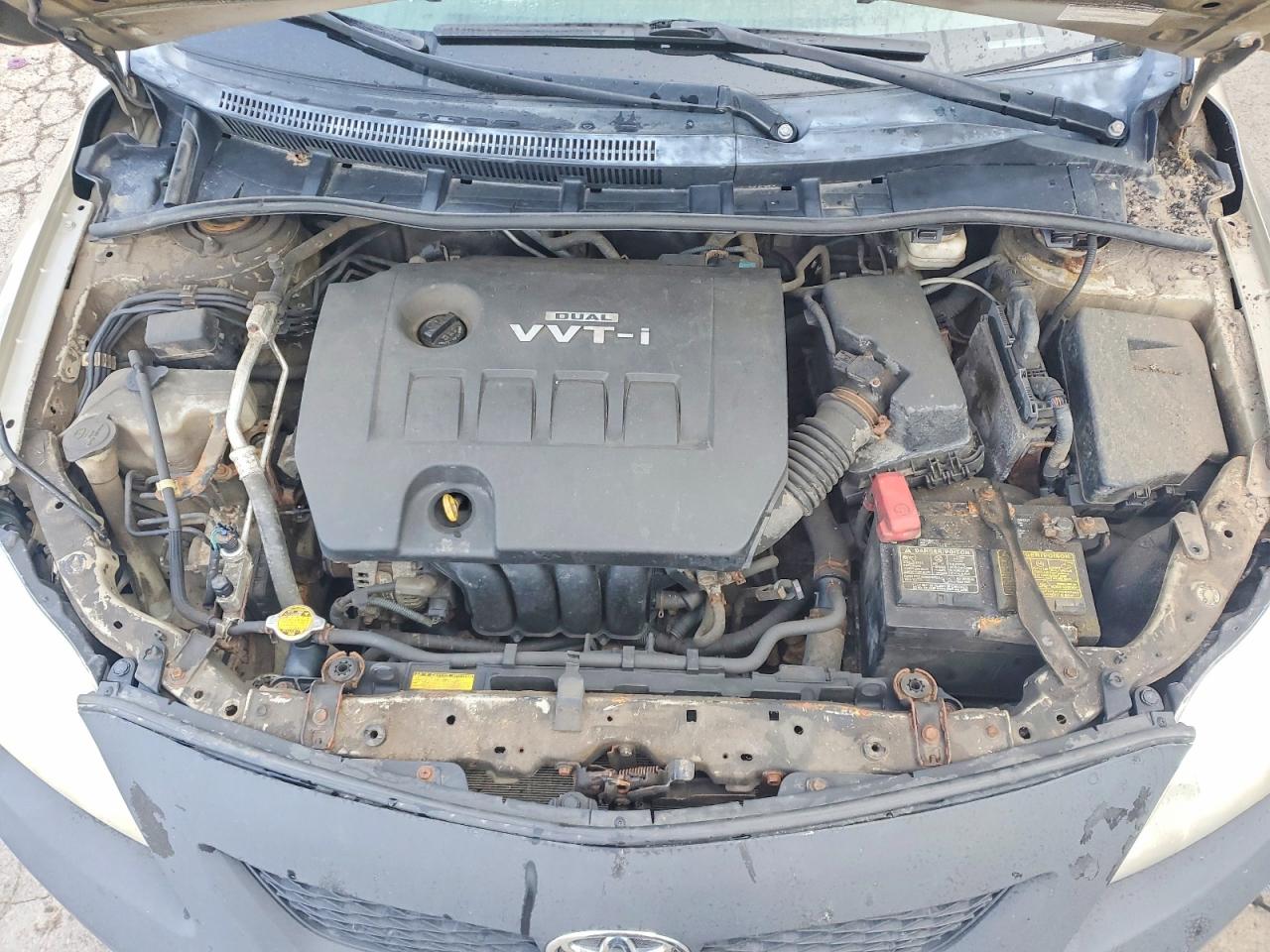 2010 Toyota Corolla Base Two Tone vin: 2T1BU4EE1AC236026