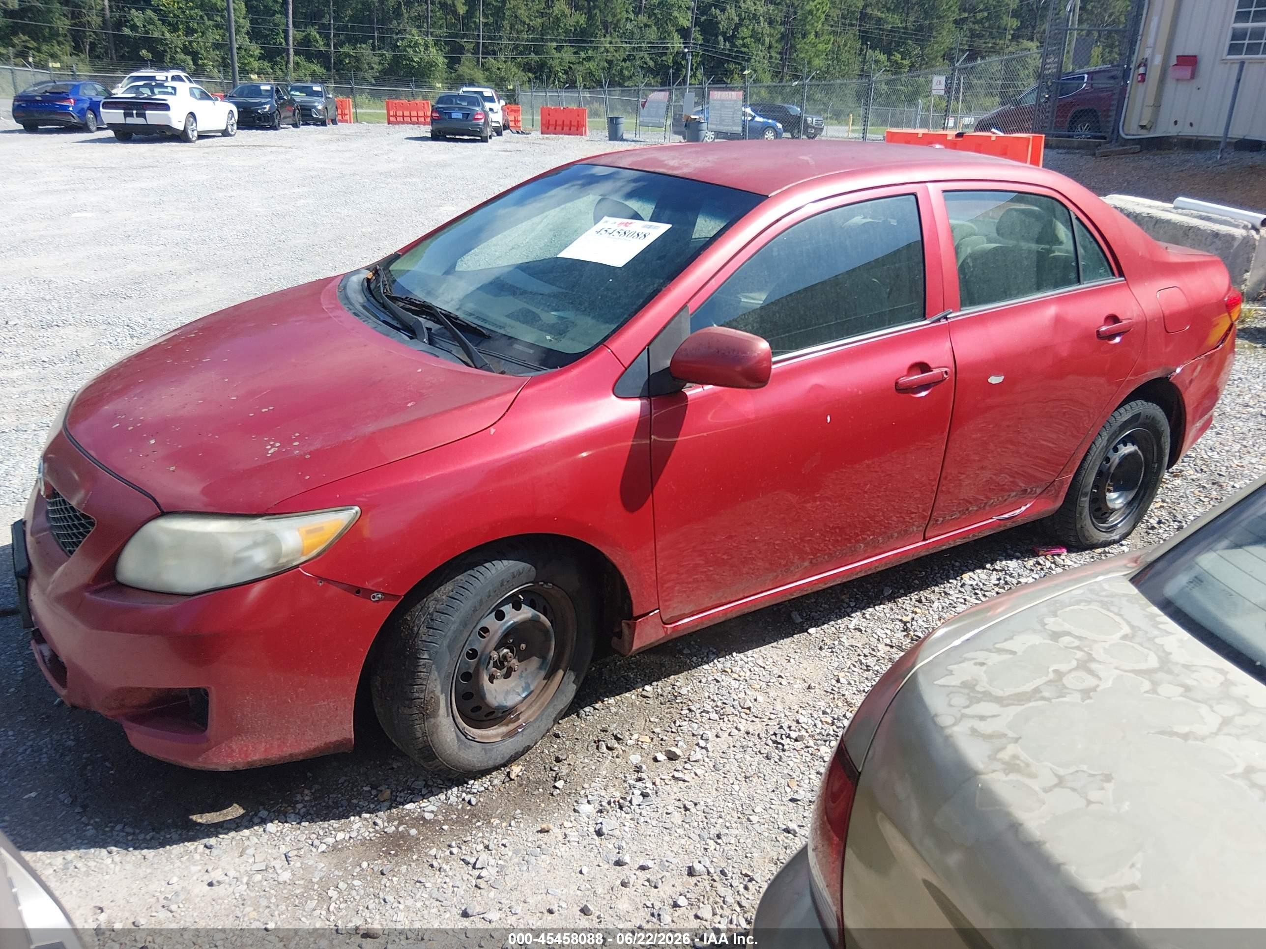 2010 Toyota Corolla Le Red vin: 2T1BU4EE1AC251612