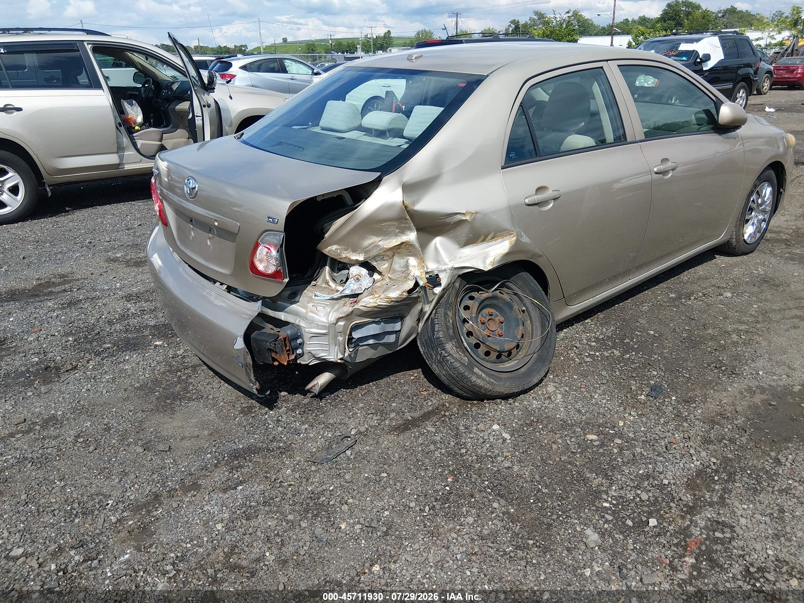 2010 Toyota Corolla Le Бежевый vin: 2T1BU4EE1AC254882