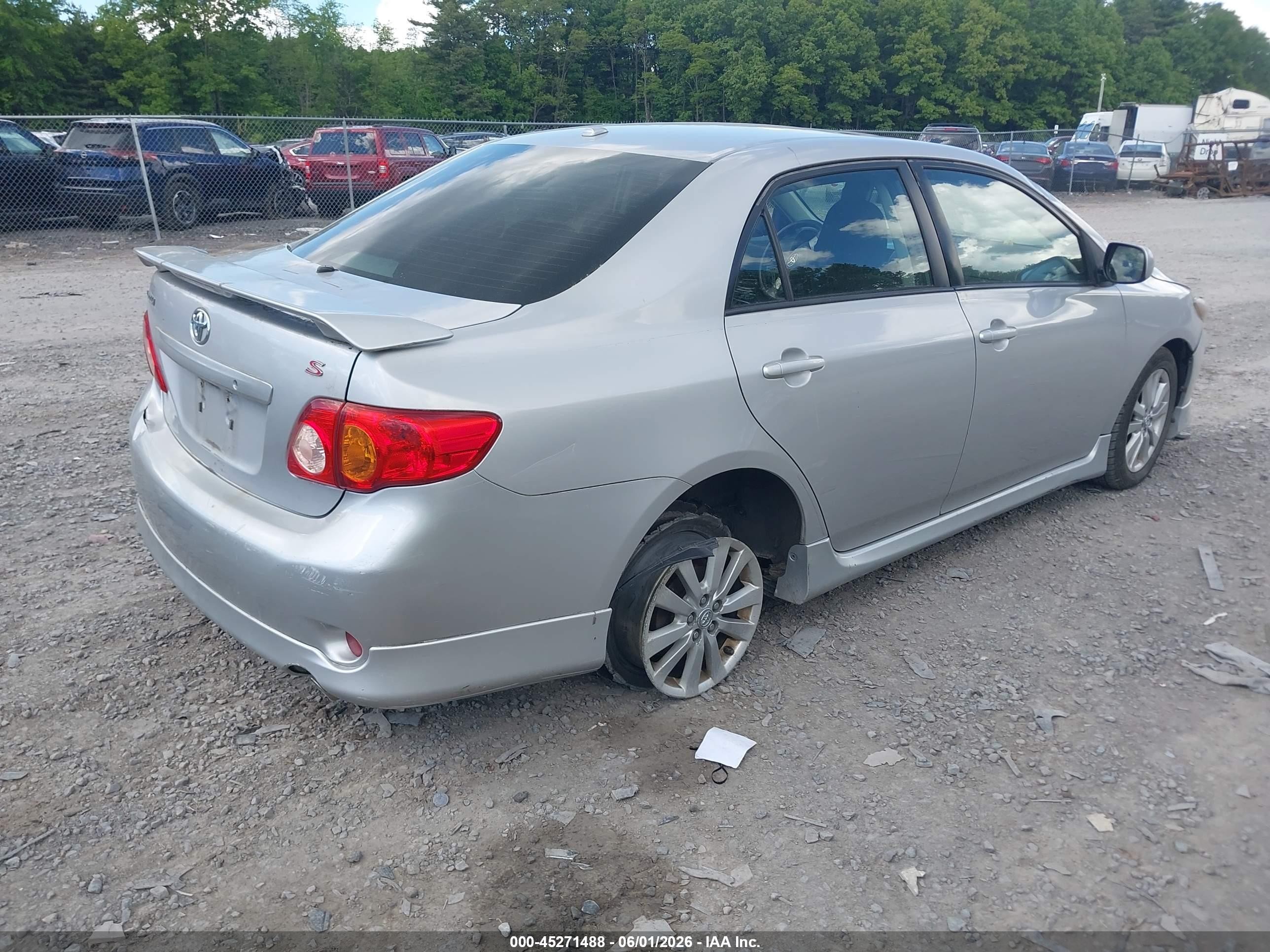 2010 Toyota Corolla S Silver vin: 2T1BU4EE1AC269950