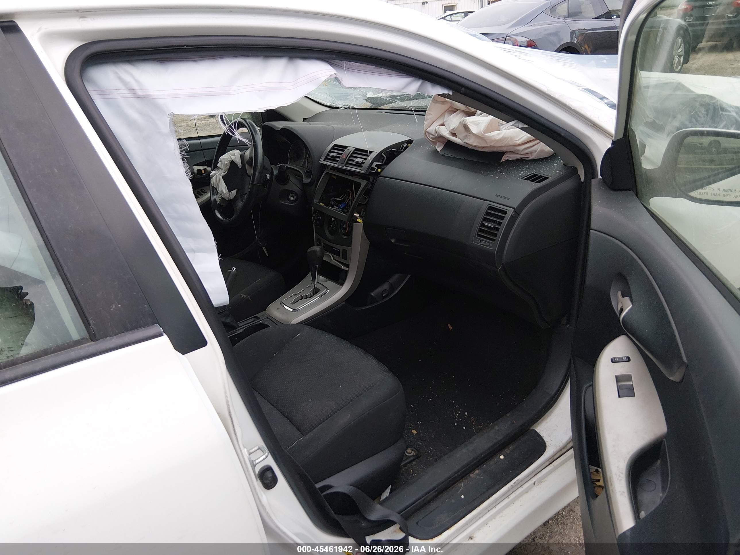 2010 Toyota Corolla S White vin: 2T1BU4EE1AC291169