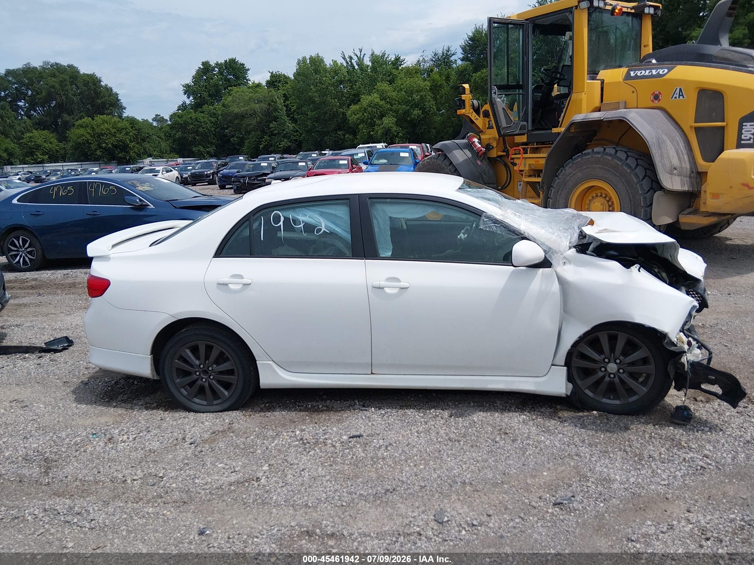 2010 Toyota Corolla S White vin: 2T1BU4EE1AC291169