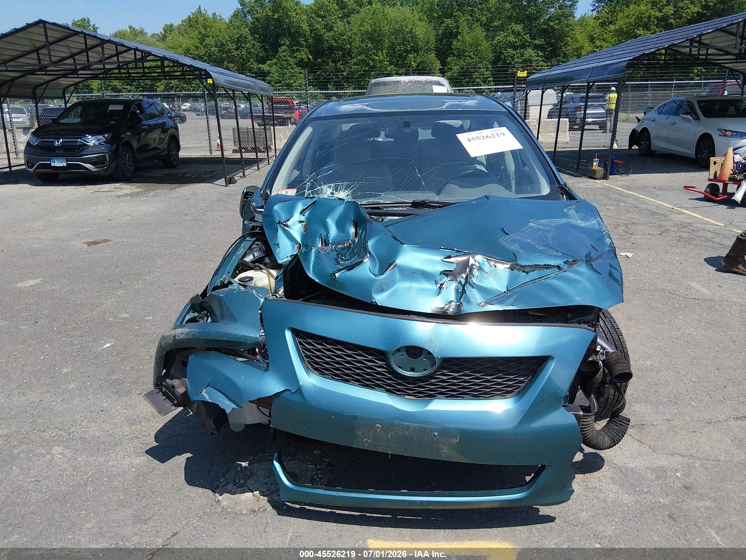2010 Toyota Corolla Le Green vin: 2T1BU4EE1AC327605
