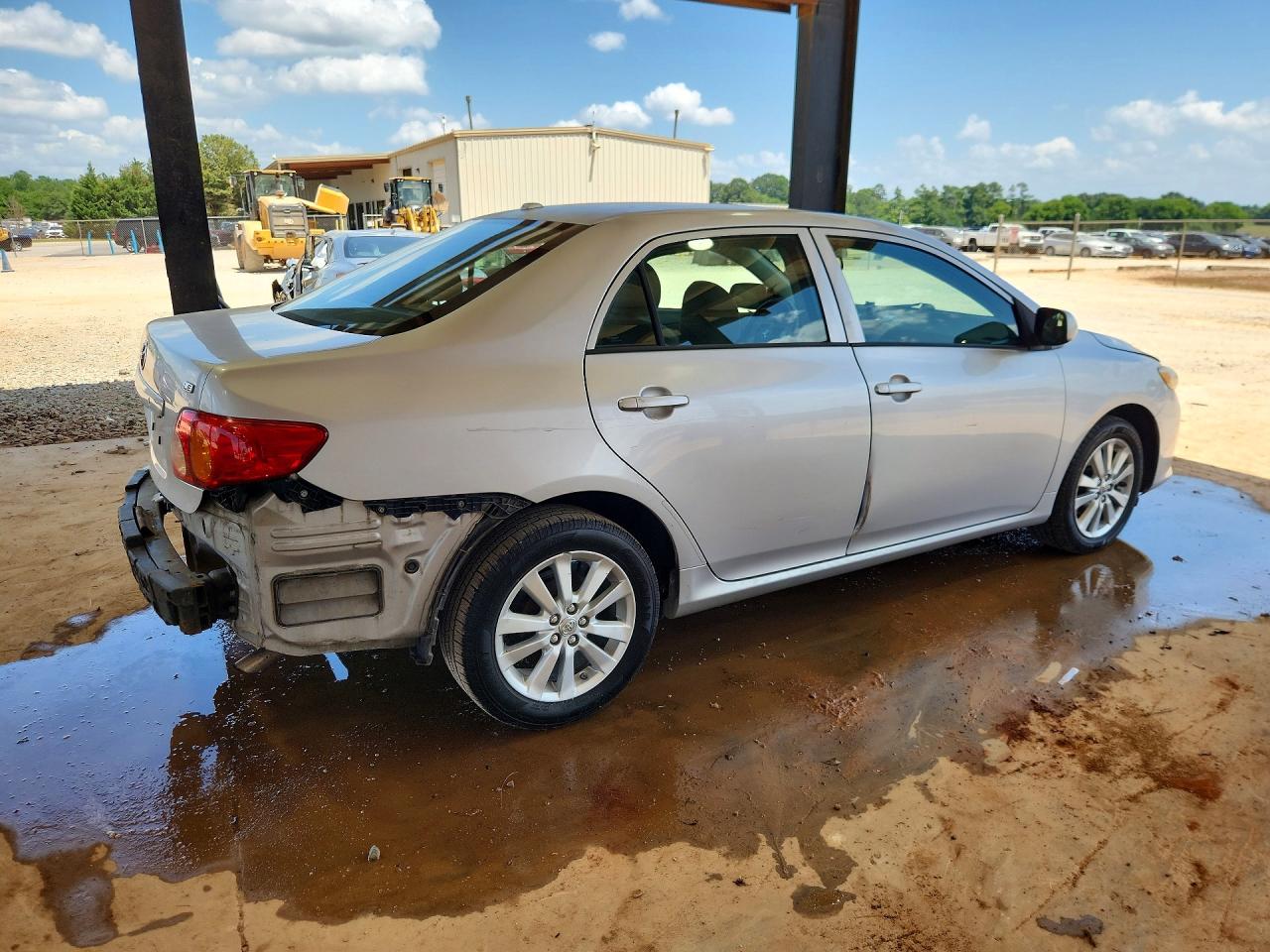 2010 Toyota Corolla Le Silver vin: 2T1BU4EE1AC362371