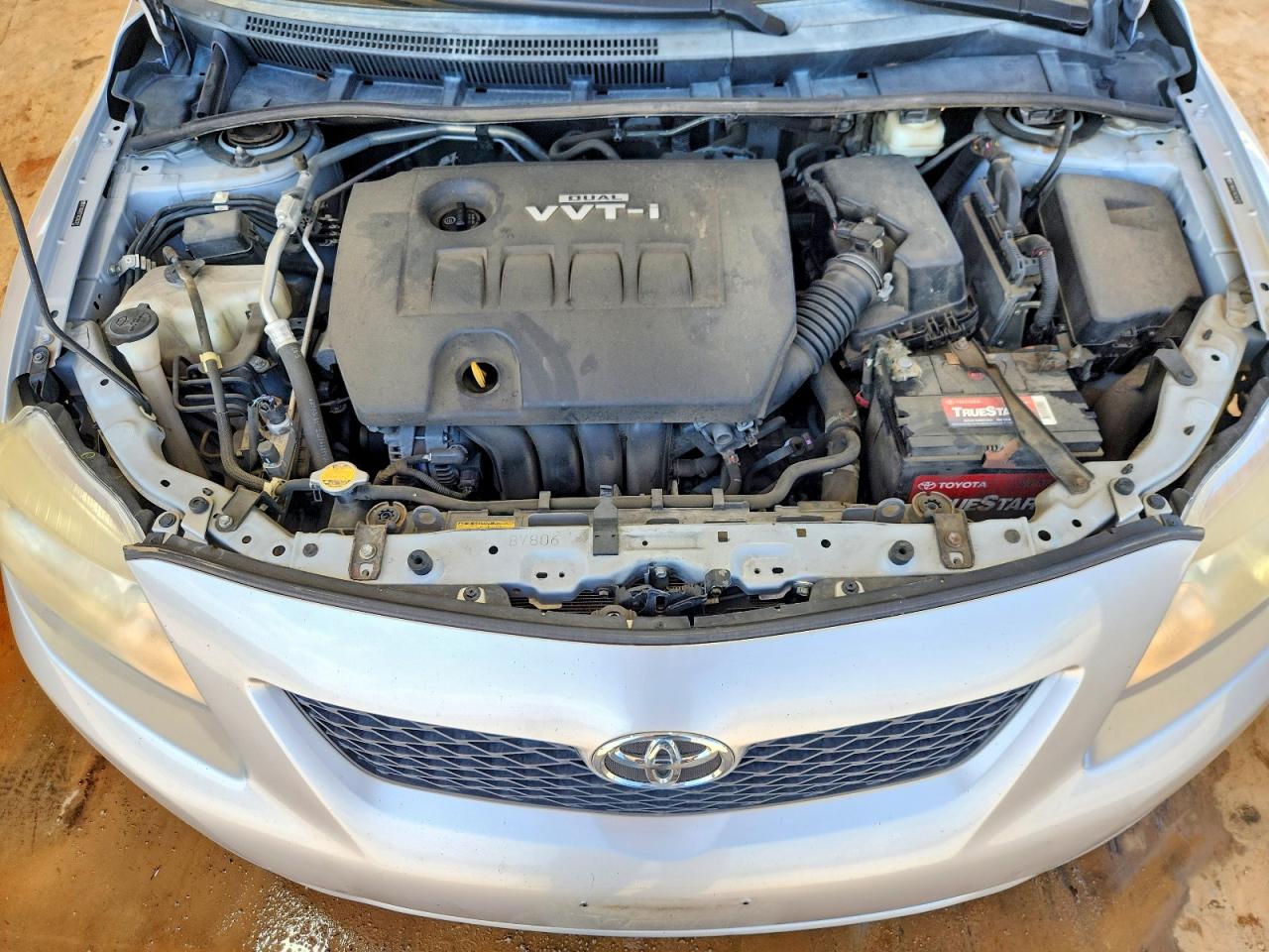 2010 Toyota Corolla Le Silver vin: 2T1BU4EE1AC362371