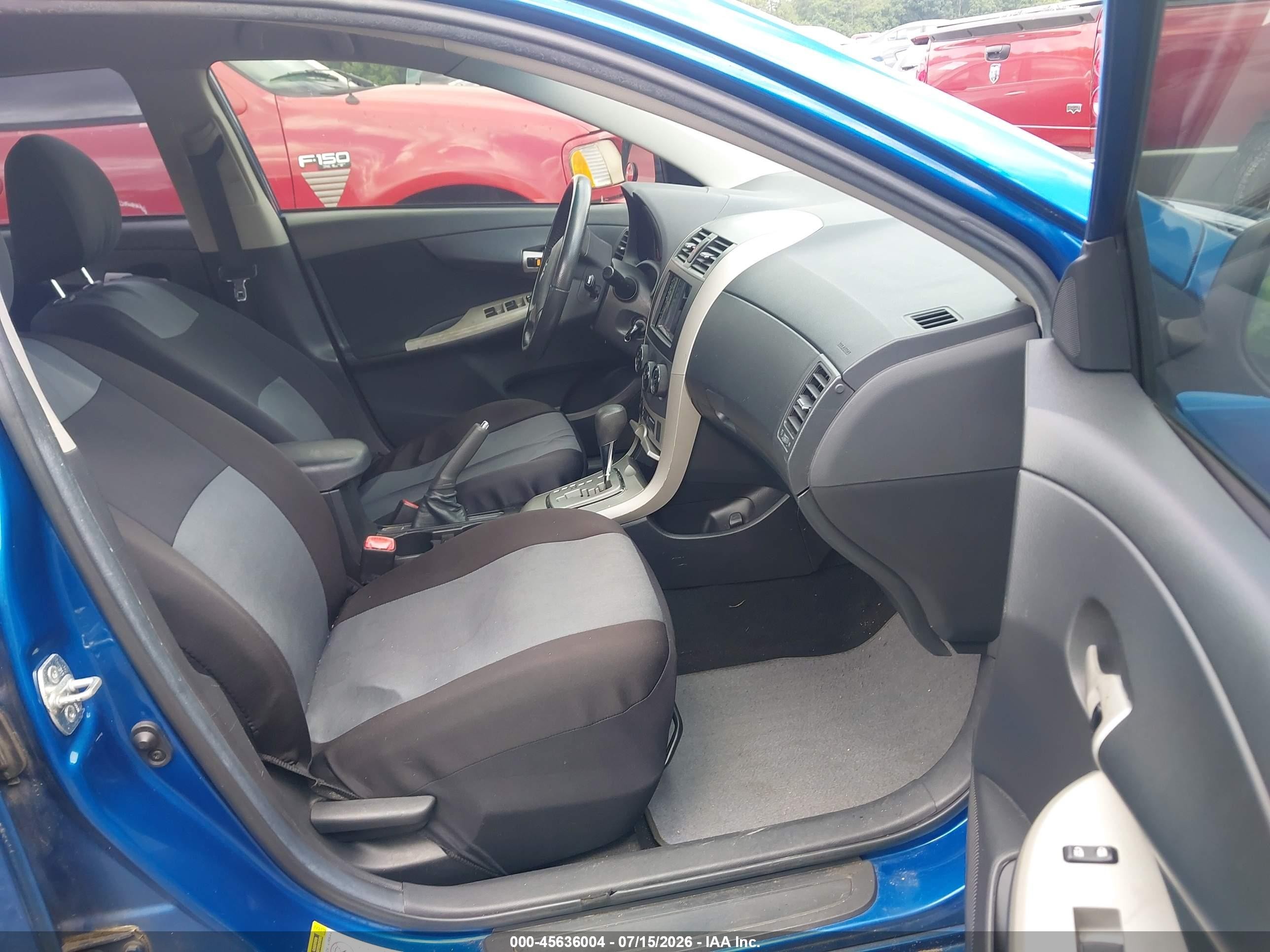 2010 Toyota Corolla S Blue vin: 2T1BU4EE1AC367067
