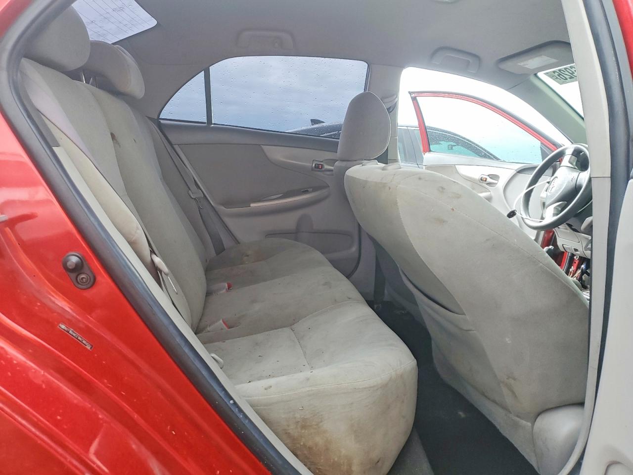 2010 Toyota Corolla Le Red vin: 2T1BU4EE1AC385522
