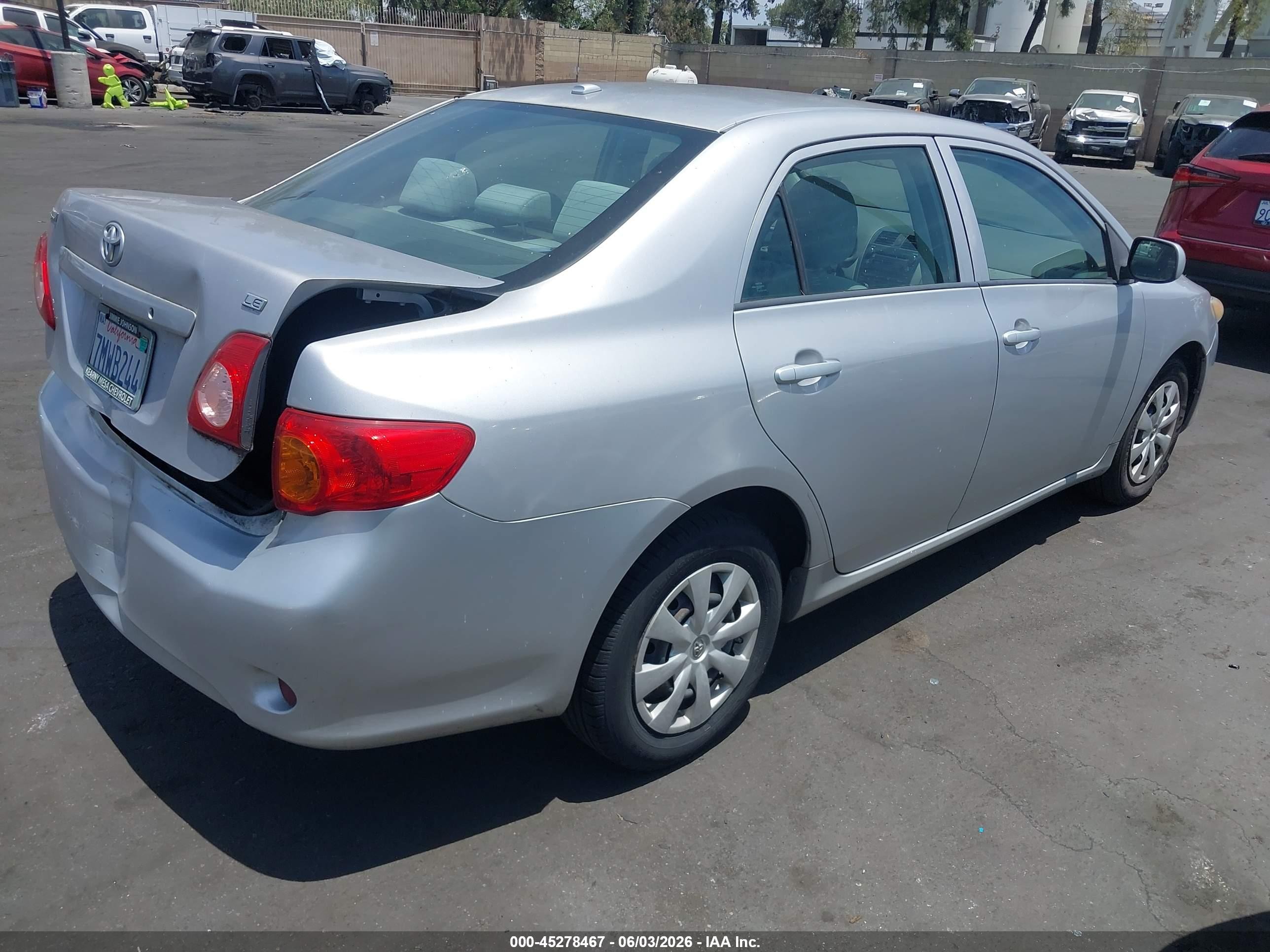 2010 Toyota Corolla Le Серебряный vin: 2T1BU4EE1AC398853