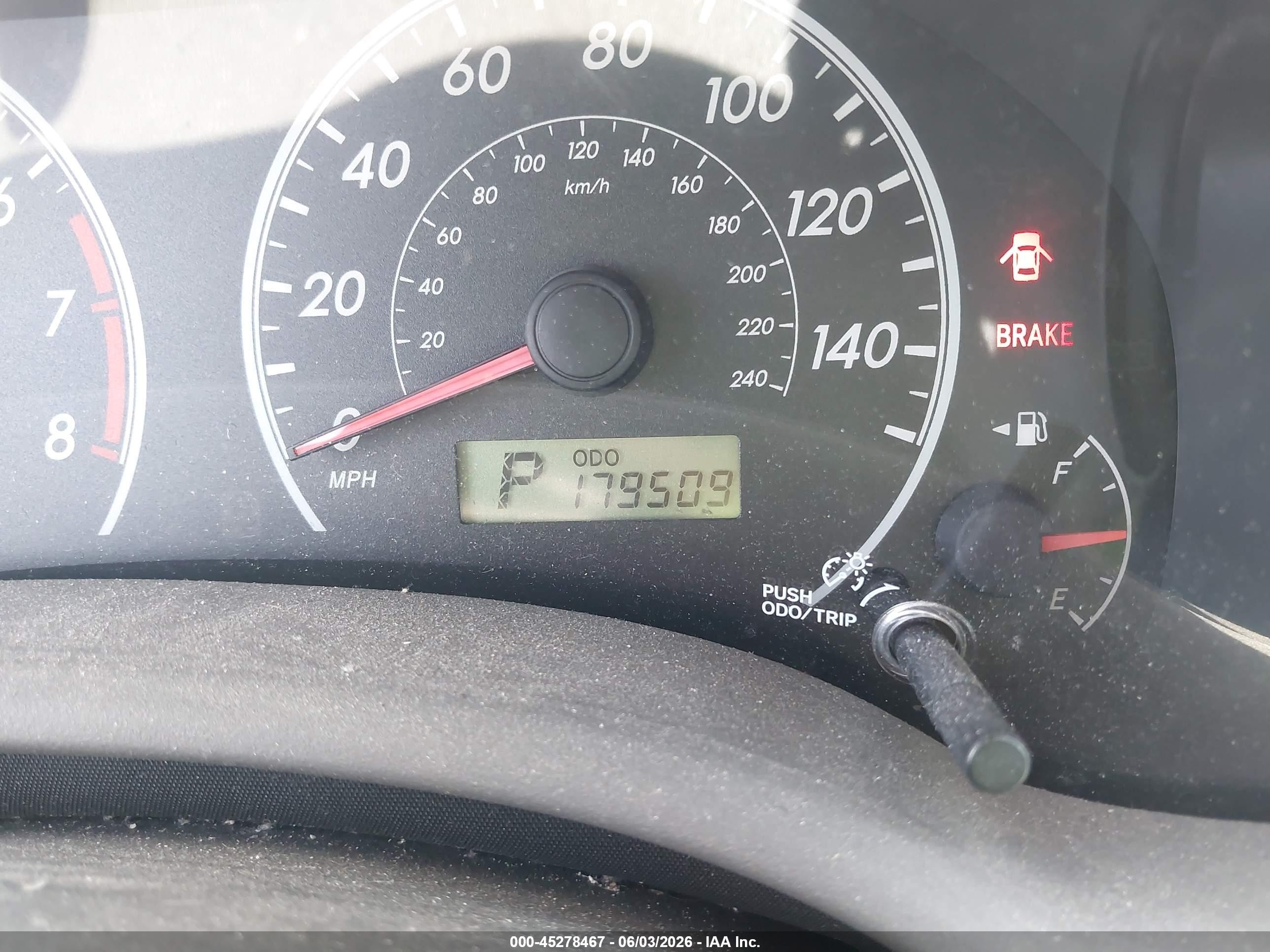 2010 Toyota Corolla Le Серебряный vin: 2T1BU4EE1AC398853