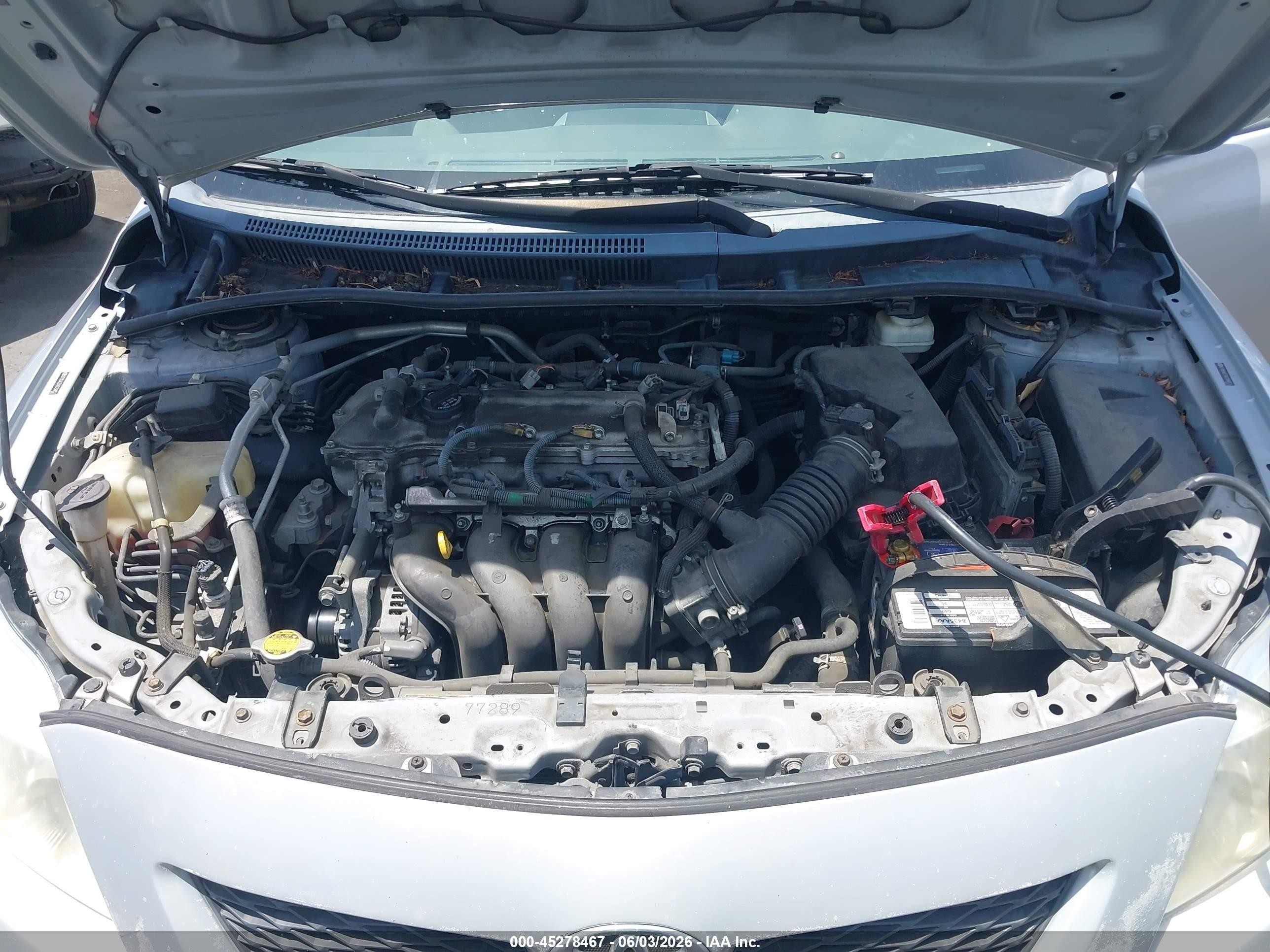 2010 Toyota Corolla Le Серебряный vin: 2T1BU4EE1AC398853