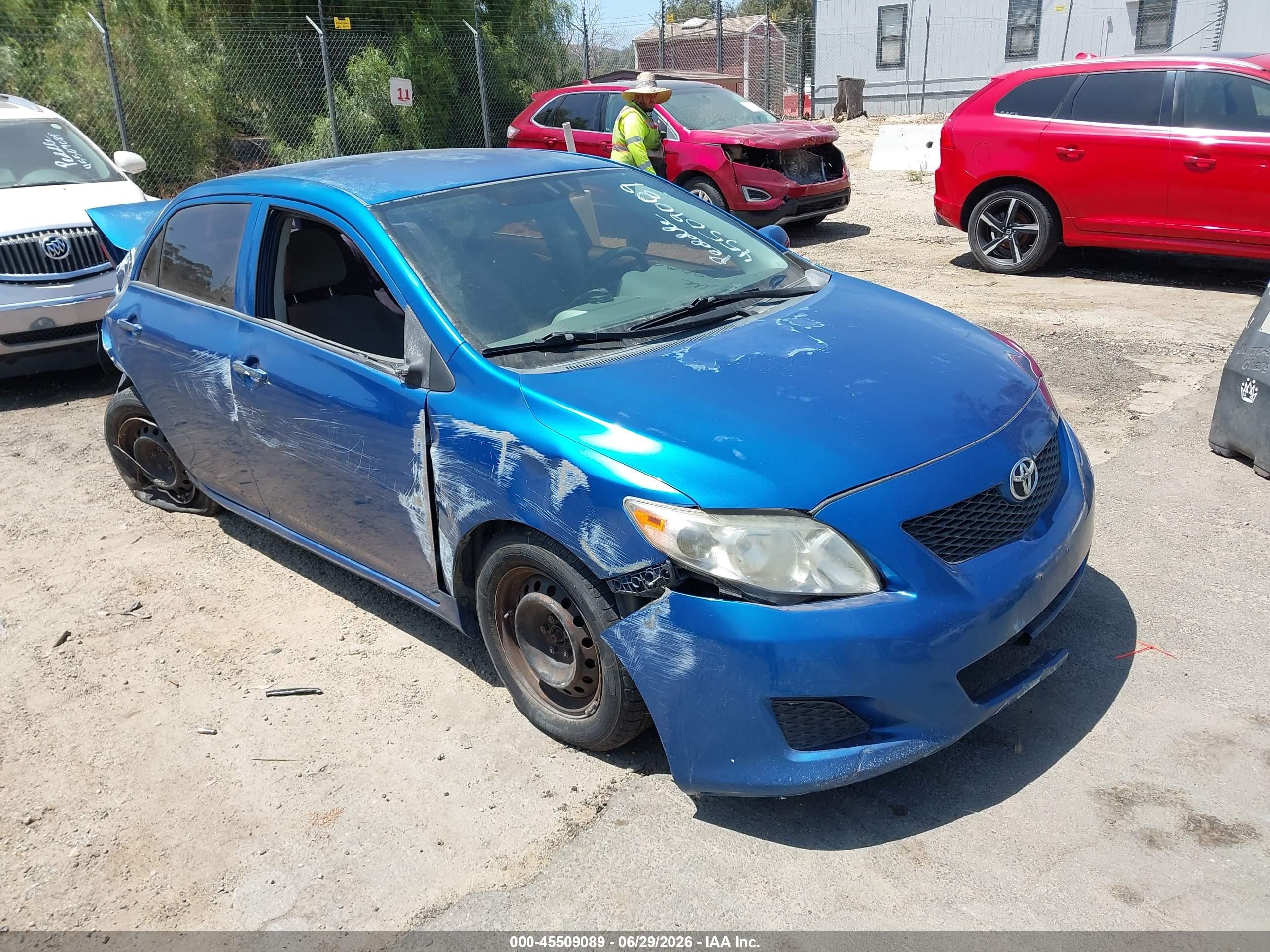 2010 Toyota Corolla Le Синий vin: 2T1BU4EE1AC416428