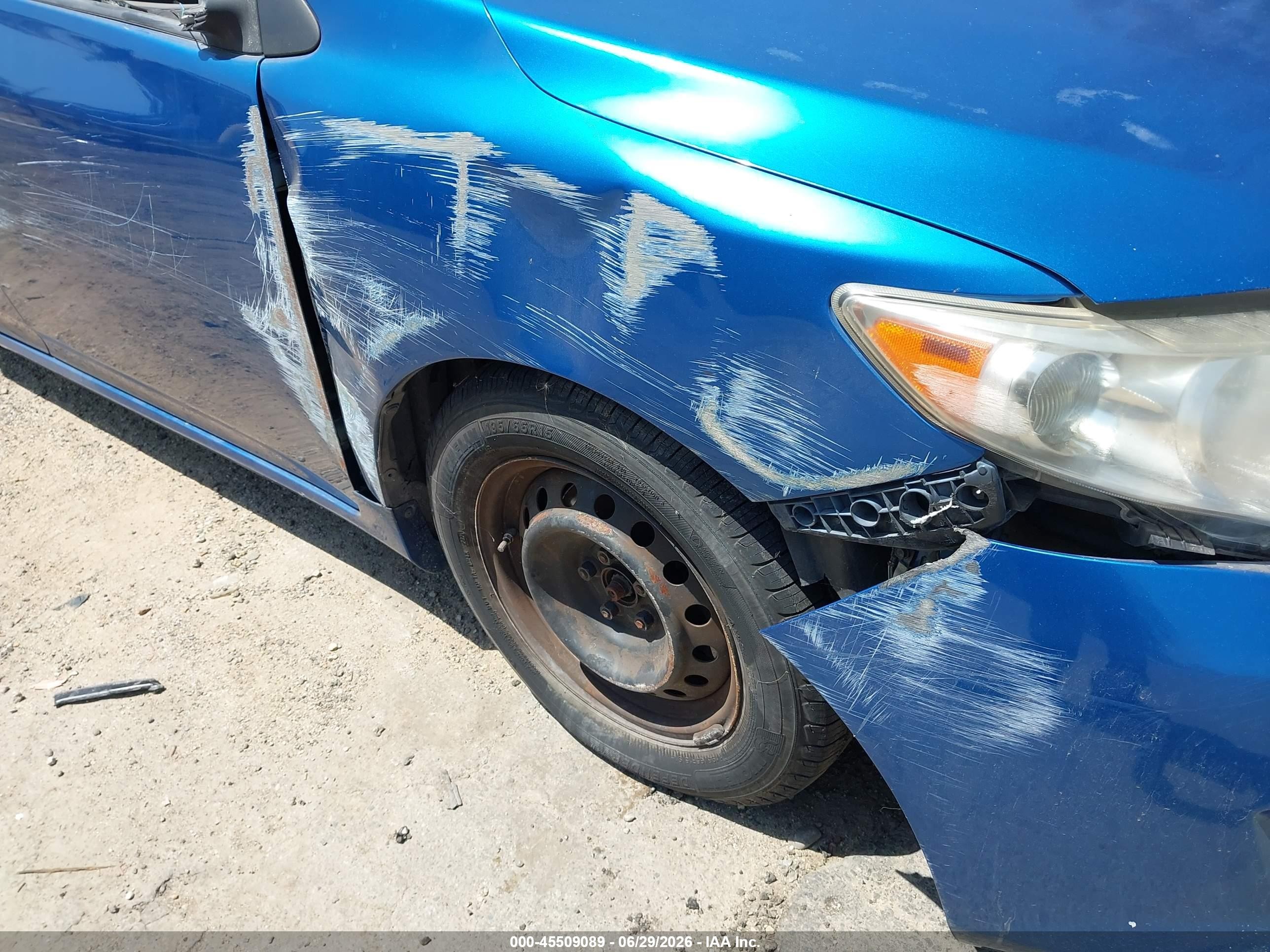 2010 Toyota Corolla Le Синий vin: 2T1BU4EE1AC416428