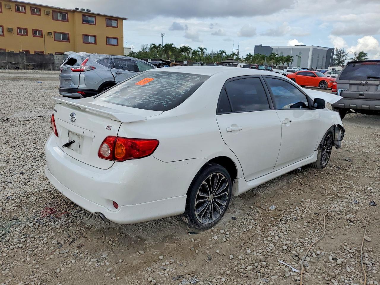 2010 Toyota Corolla S White vin: 2T1BU4EE1AC469856