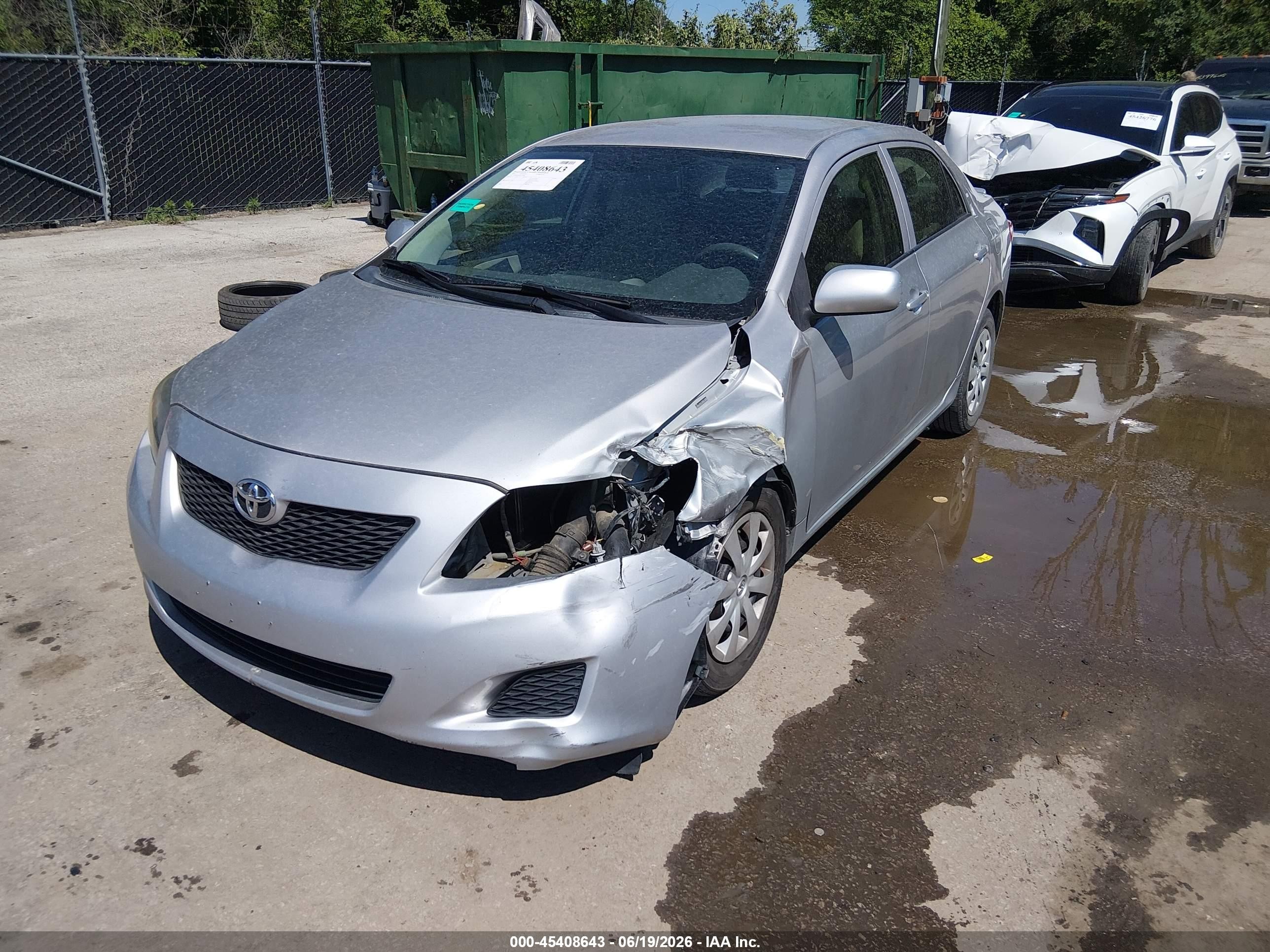 2010 Toyota Corolla Le Silver vin: 2T1BU4EE1AC471848