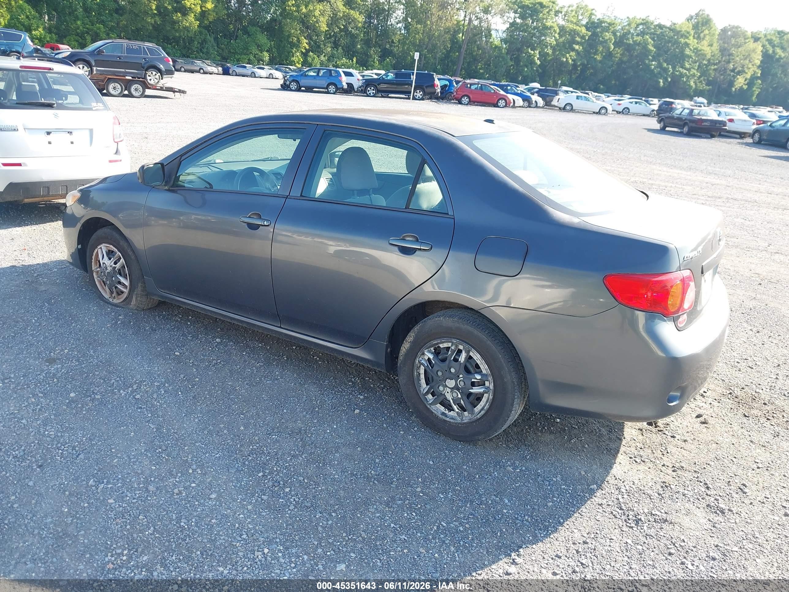 2010 Toyota Corolla Le Gray vin: 2T1BU4EE1AC491369