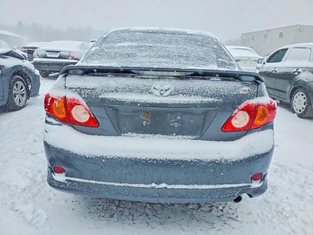 2010 Toyota Corolla Base Gray vin: 2T1BU4EE1AC497091