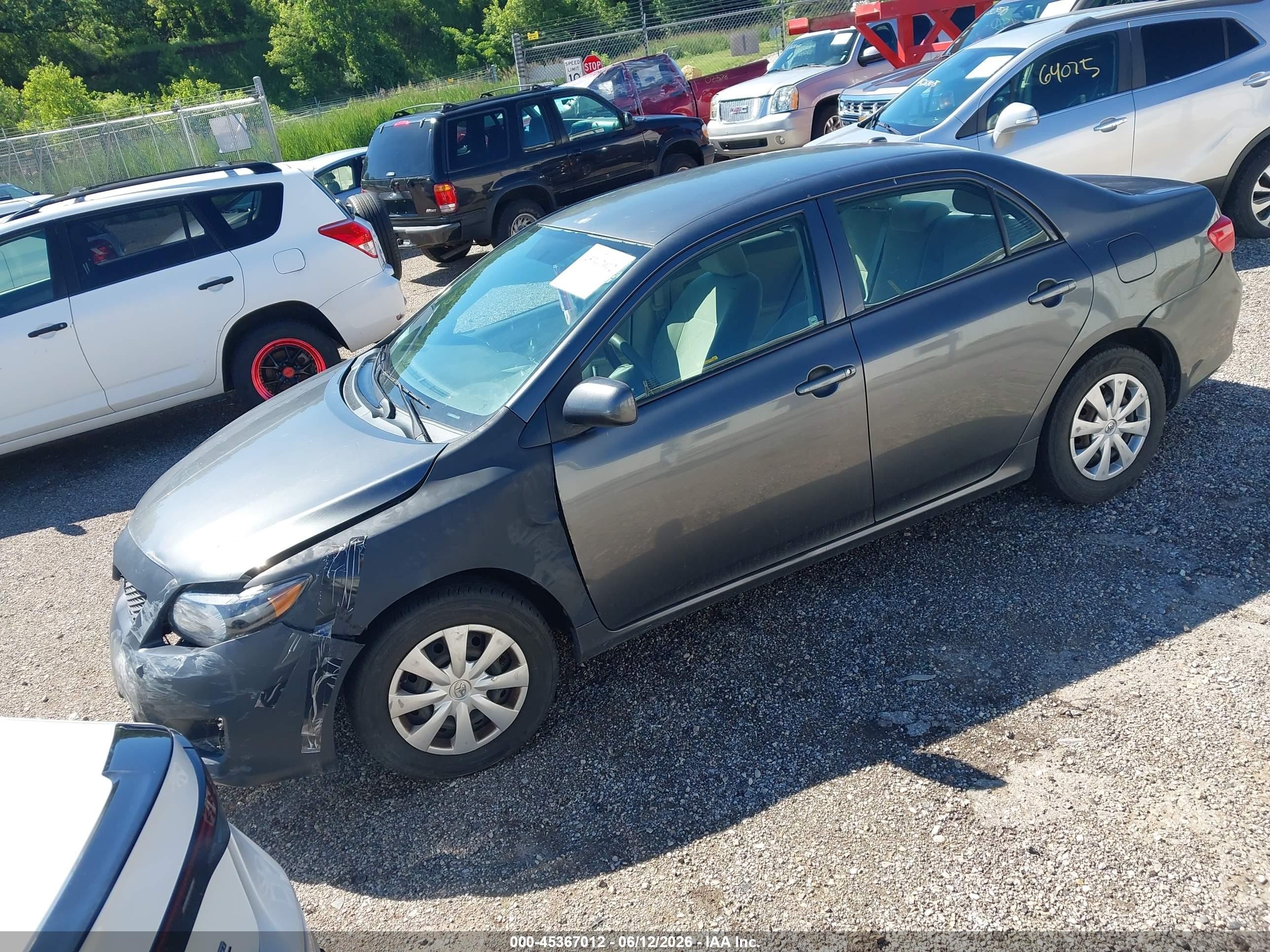 2010 Toyota Corolla Le Gray vin: 2T1BU4EE1AC503150