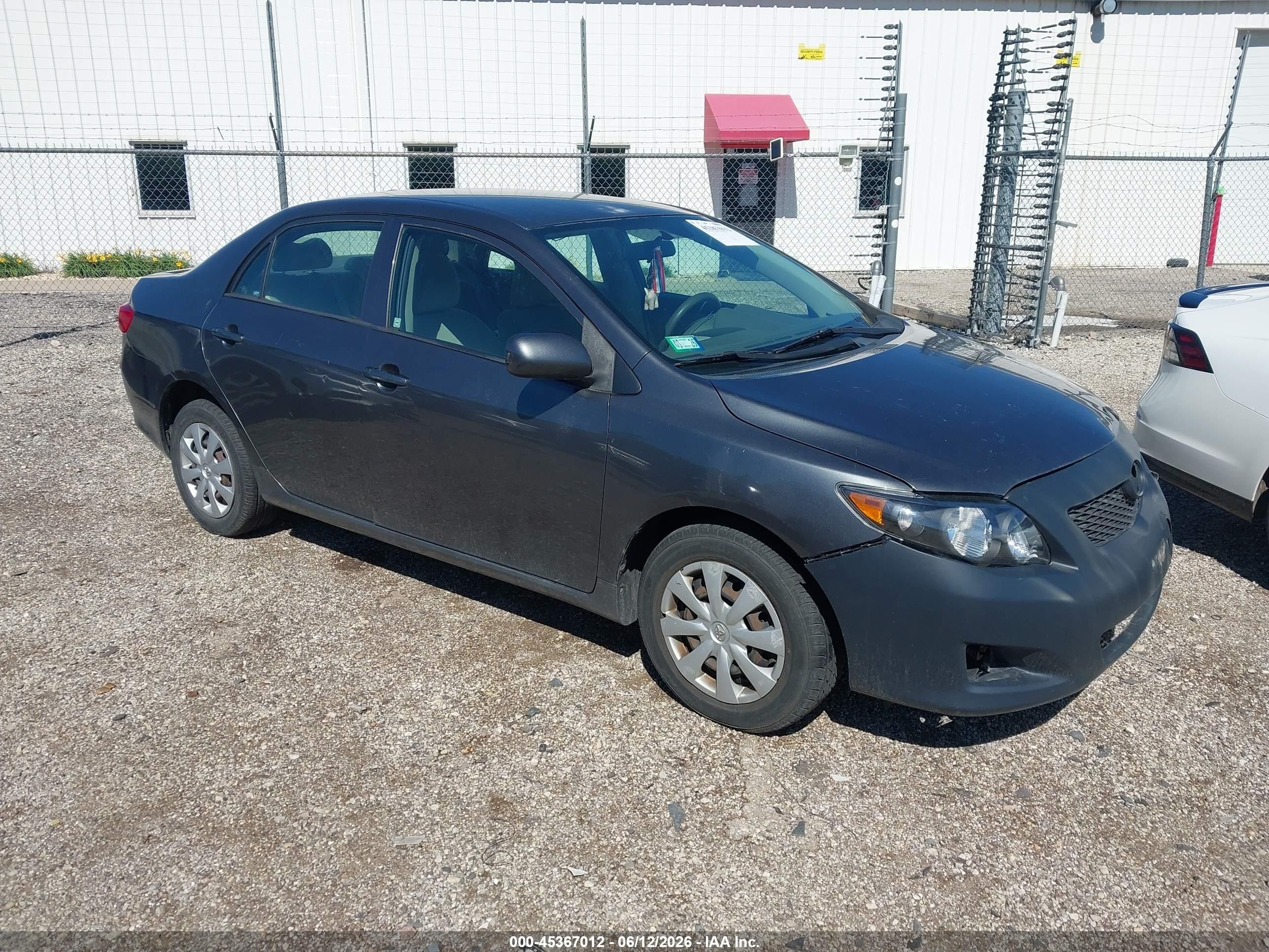2010 Toyota Corolla Le Gray vin: 2T1BU4EE1AC503150