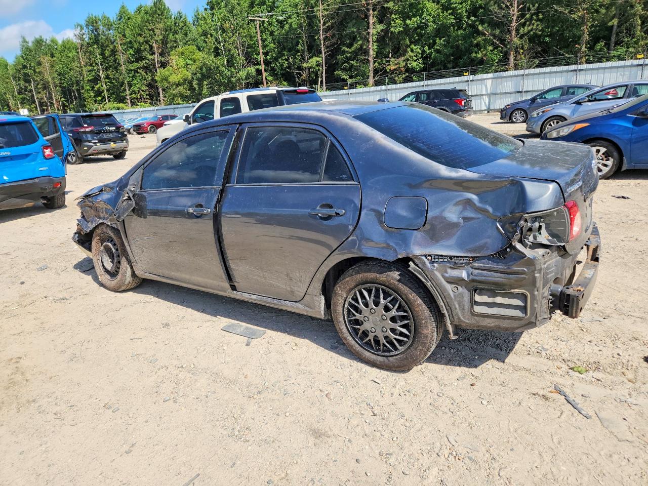 2010 Toyota Corolla Le Gray vin: 2T1BU4EE1AC525794