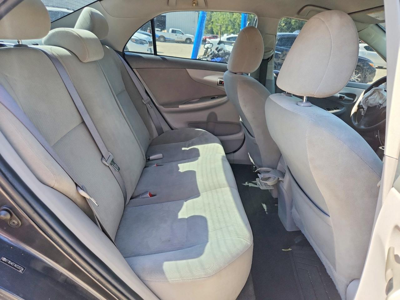 2010 Toyota Corolla Le Gray vin: 2T1BU4EE1AC525794