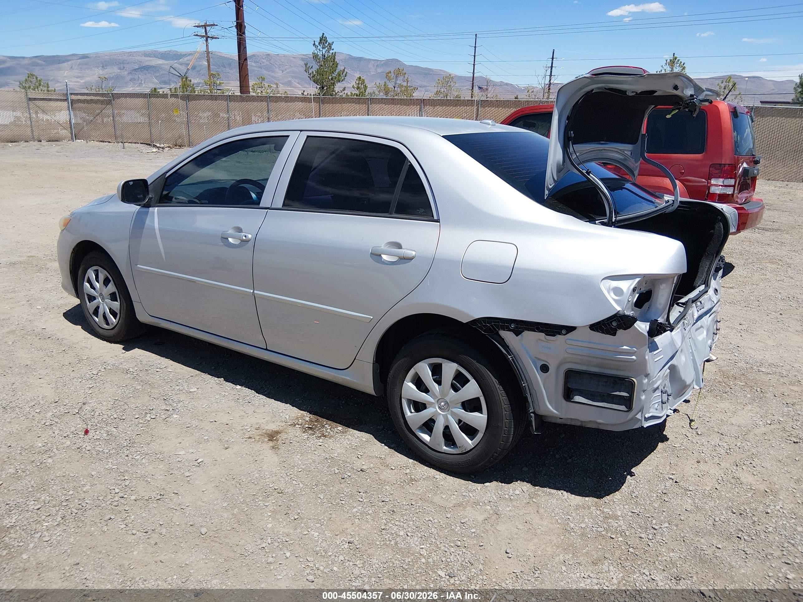 2010 Toyota Corolla Le Silver vin: 2T1BU4EE1AC527299