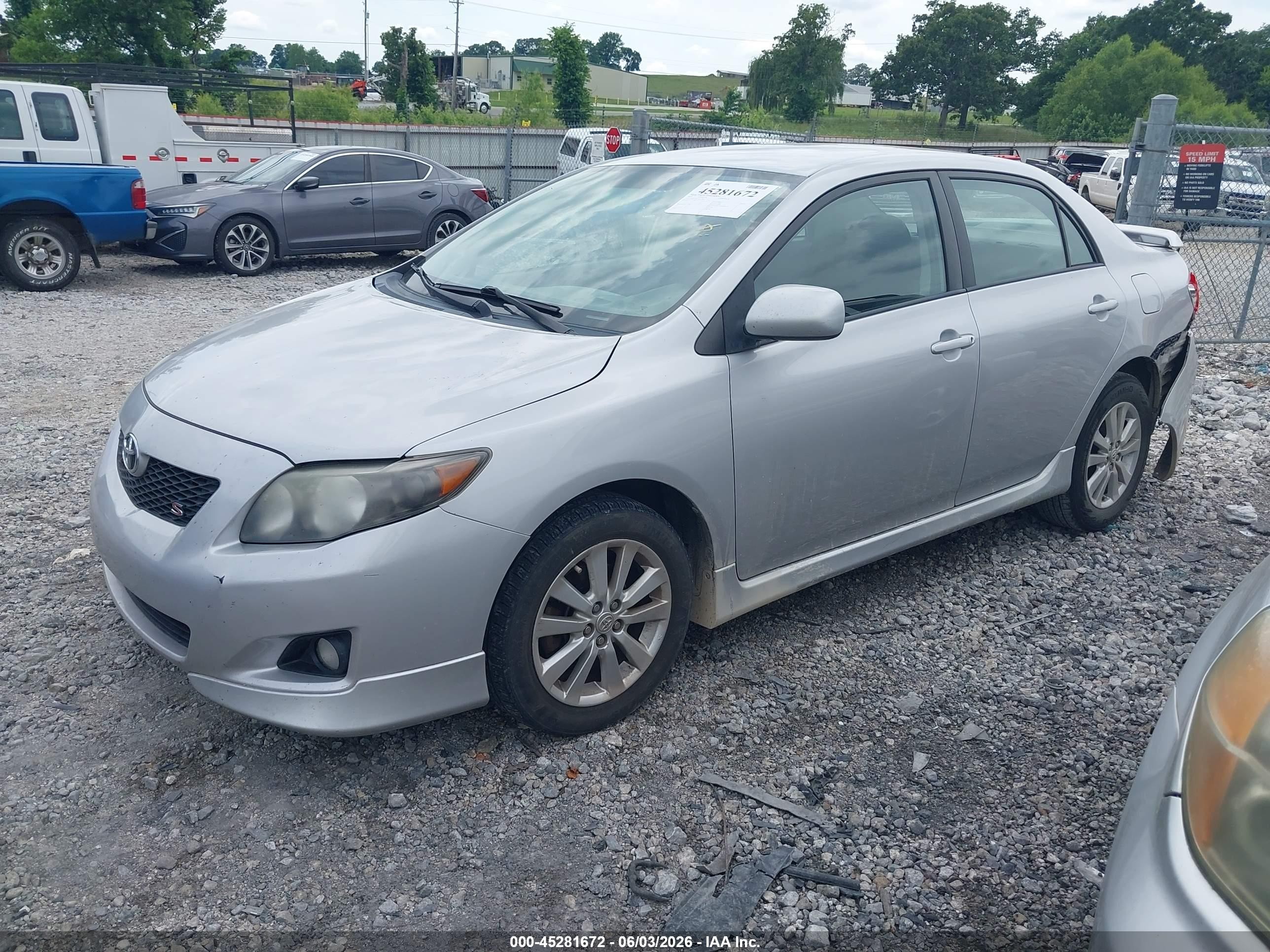 2010 Toyota Corolla S Silver vin: 2T1BU4EE1AC528047