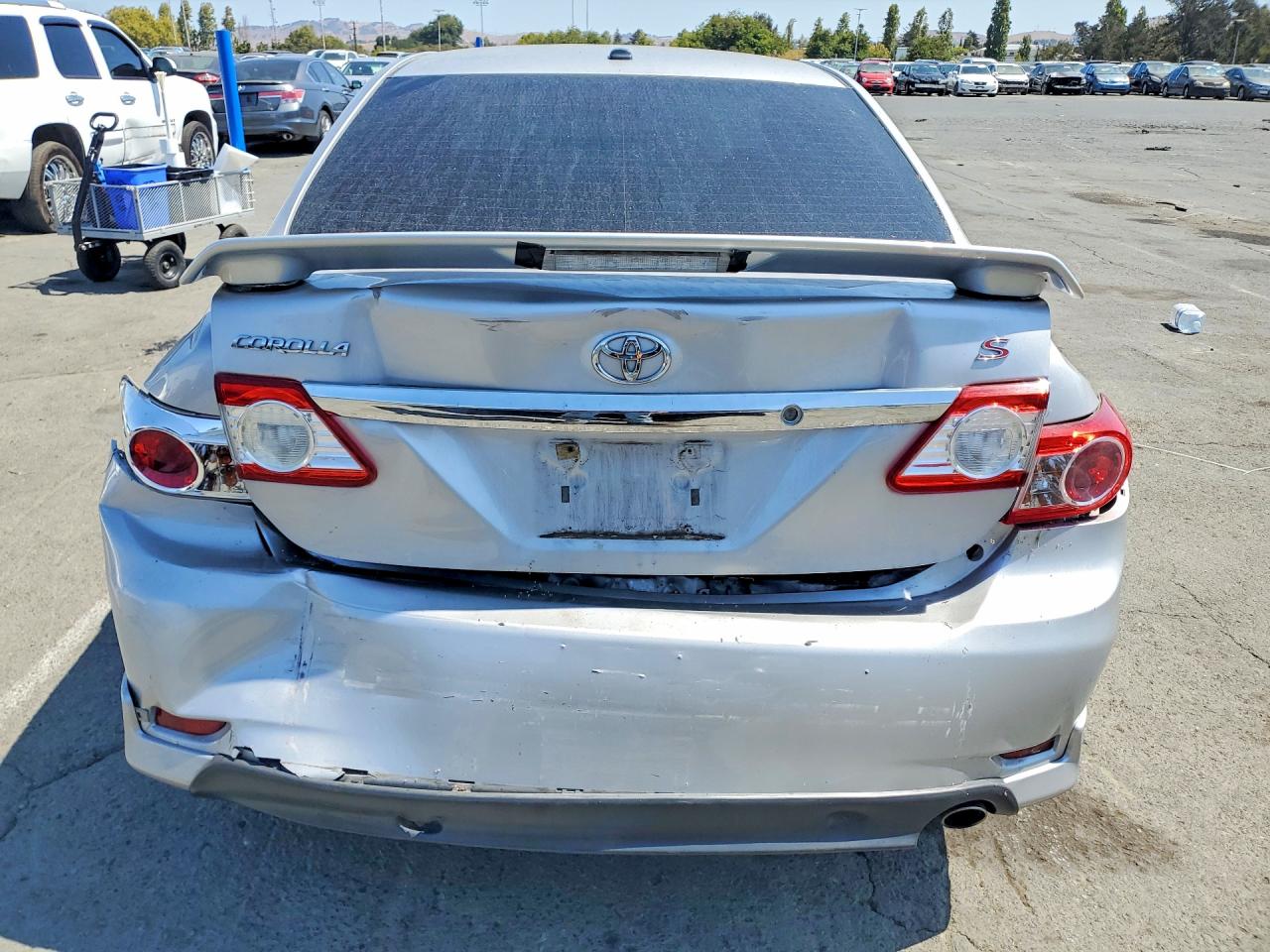 2011 Toyota Corolla S Silver vin: 2T1BU4EE1BC536327