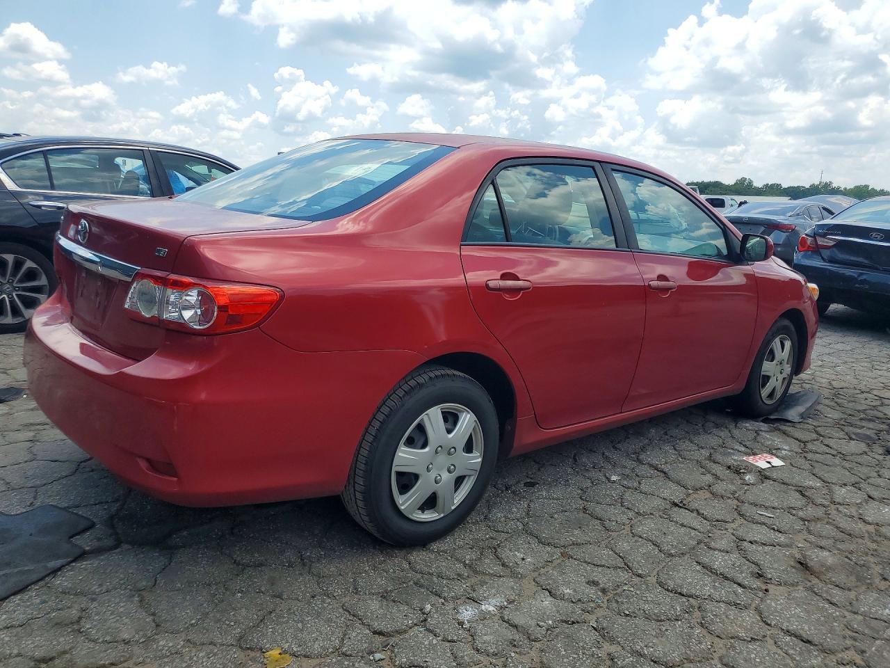 2011 Toyota Corolla Le Red vin: 2T1BU4EE1BC543097