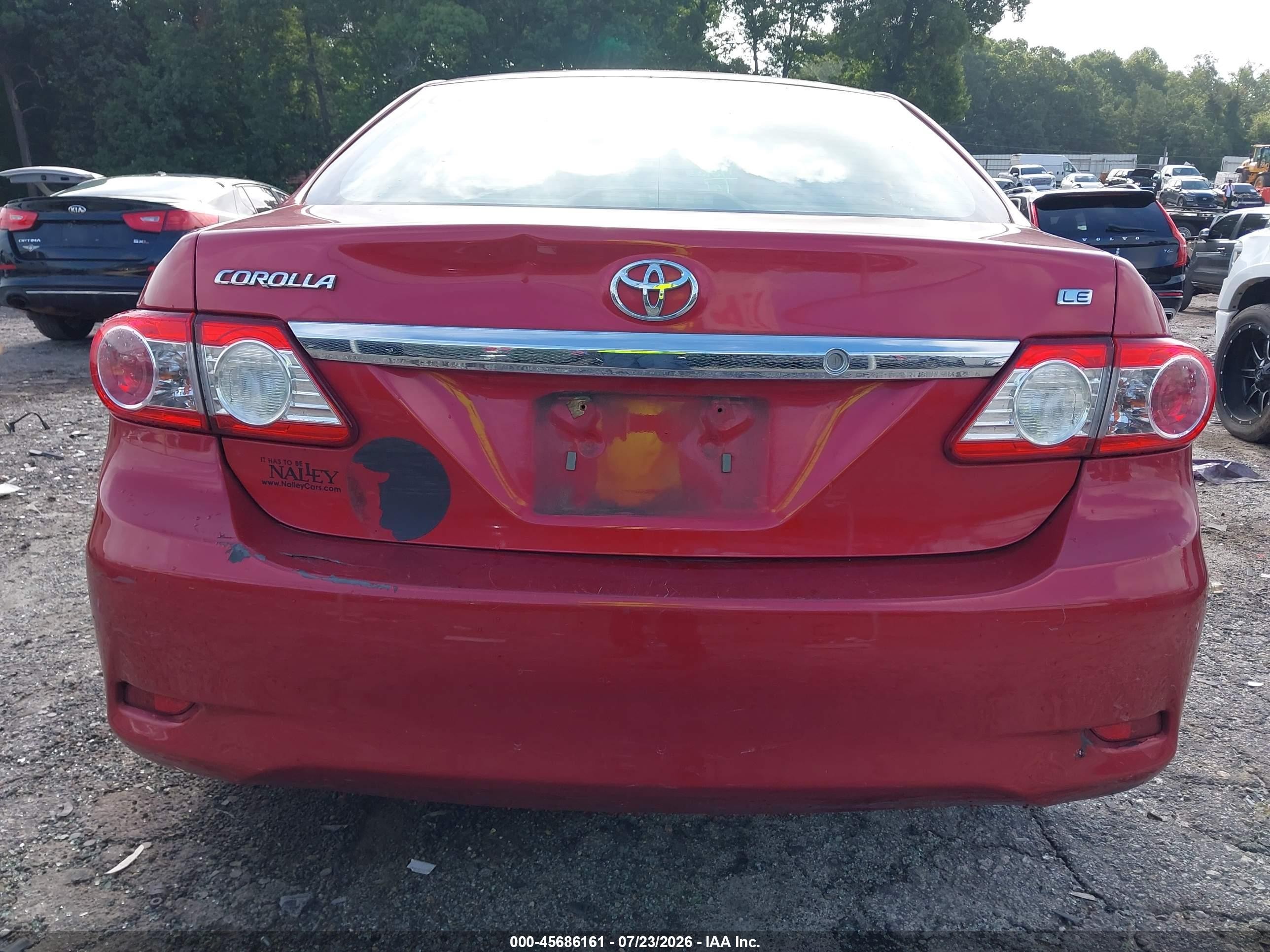 2011 Toyota Corolla Le Red vin: 2T1BU4EE1BC557677