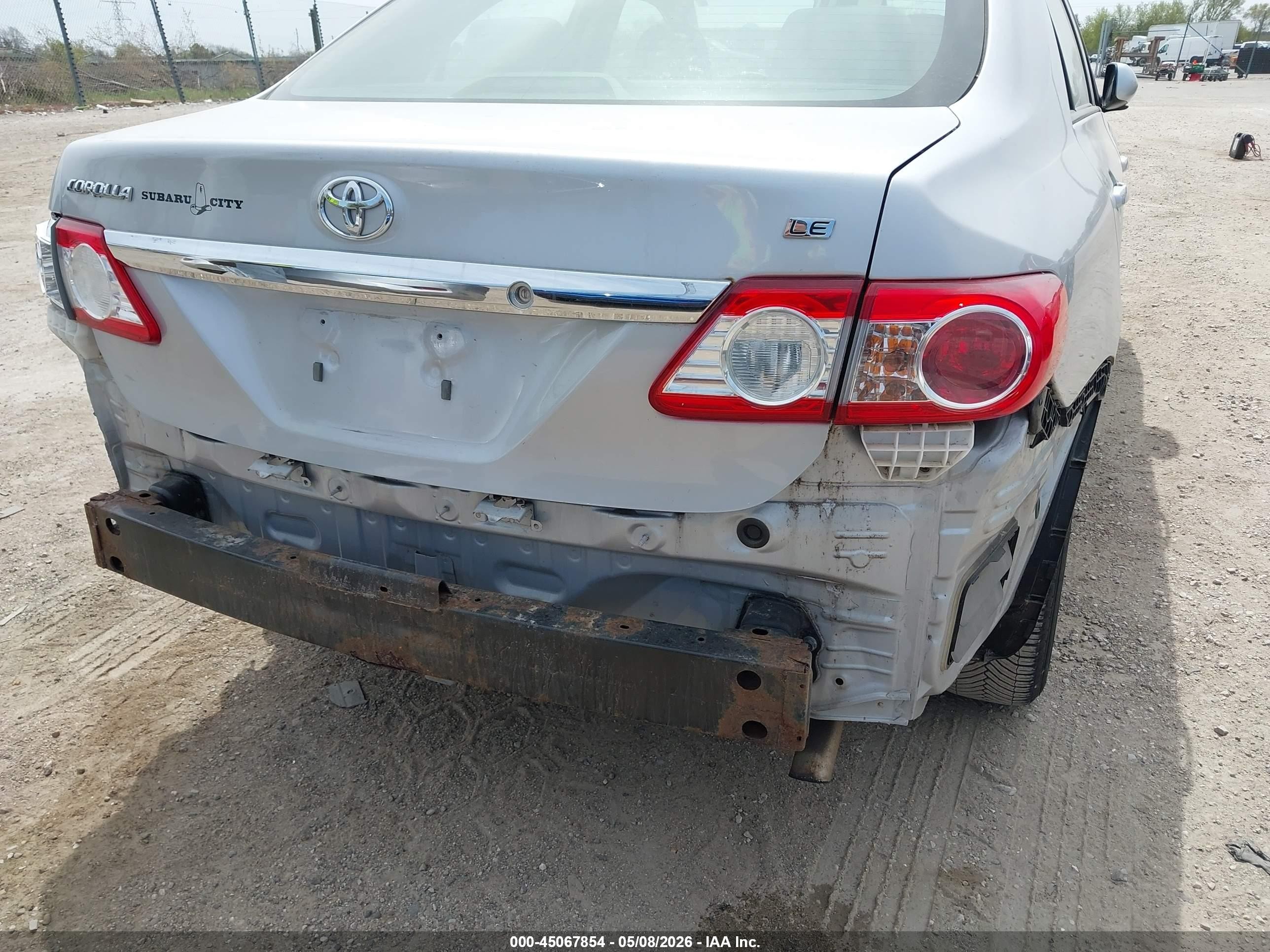 2011 Toyota Corolla Le Silver vin: 2T1BU4EE1BC566346