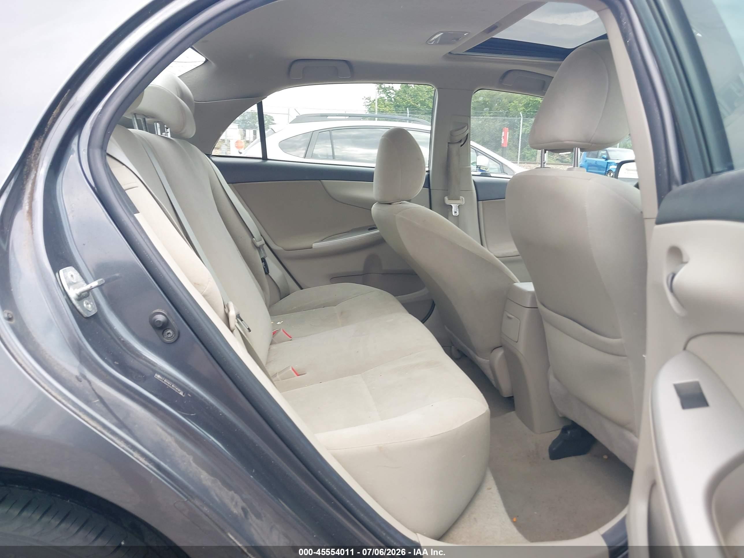2011 Toyota Corolla Le Серый vin: 2T1BU4EE1BC569036