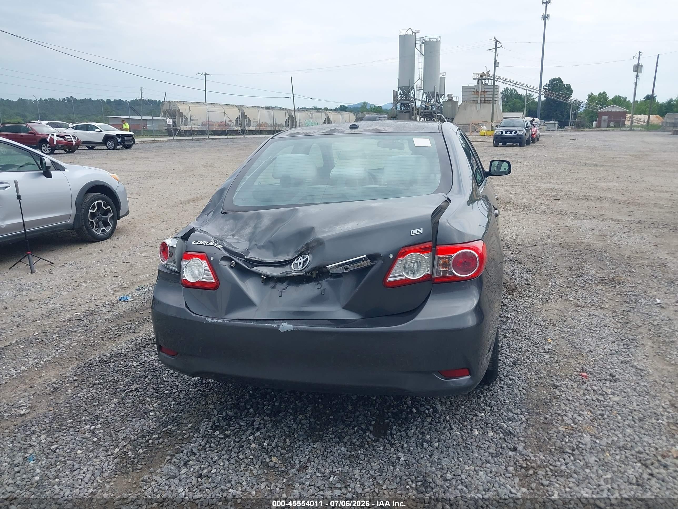 2011 Toyota Corolla Le Серый vin: 2T1BU4EE1BC569036