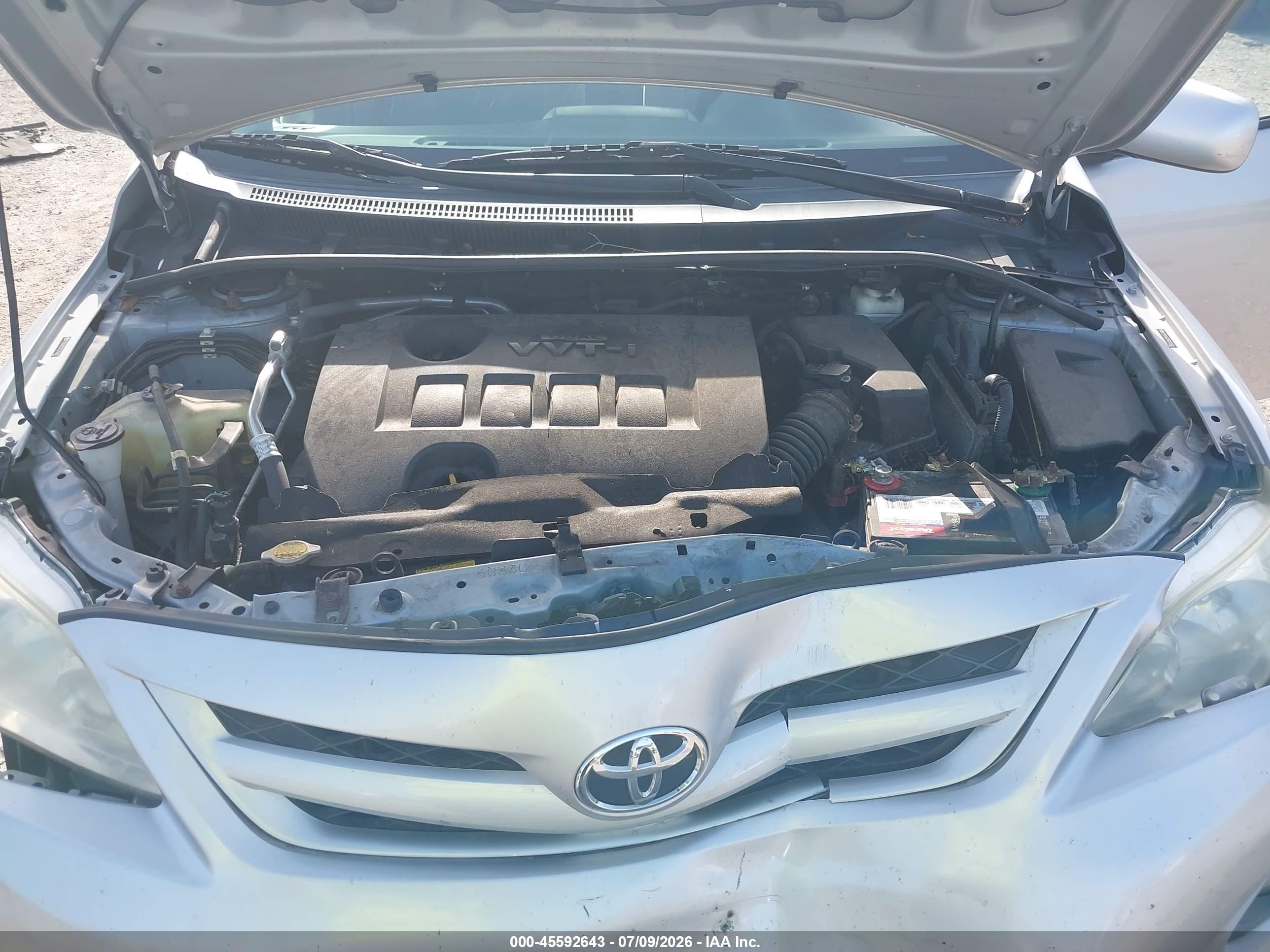2011 Toyota Corolla Le Silver vin: 2T1BU4EE1BC575502