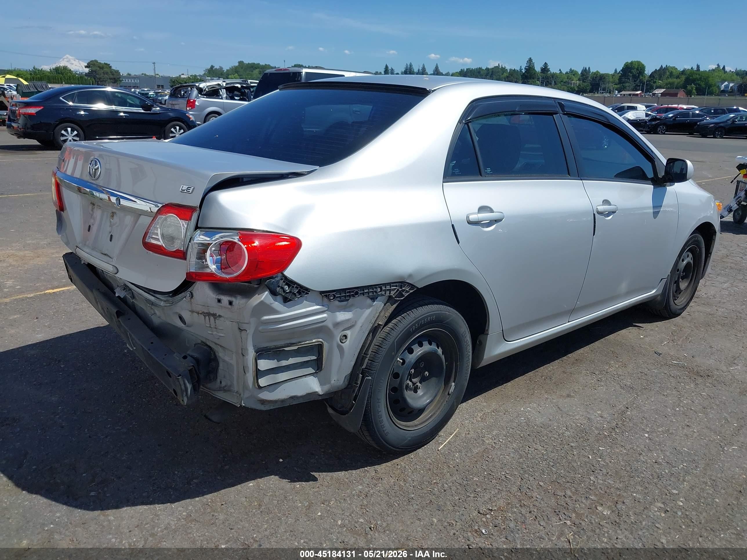 2011 Toyota Corolla Le Silver vin: 2T1BU4EE1BC627646