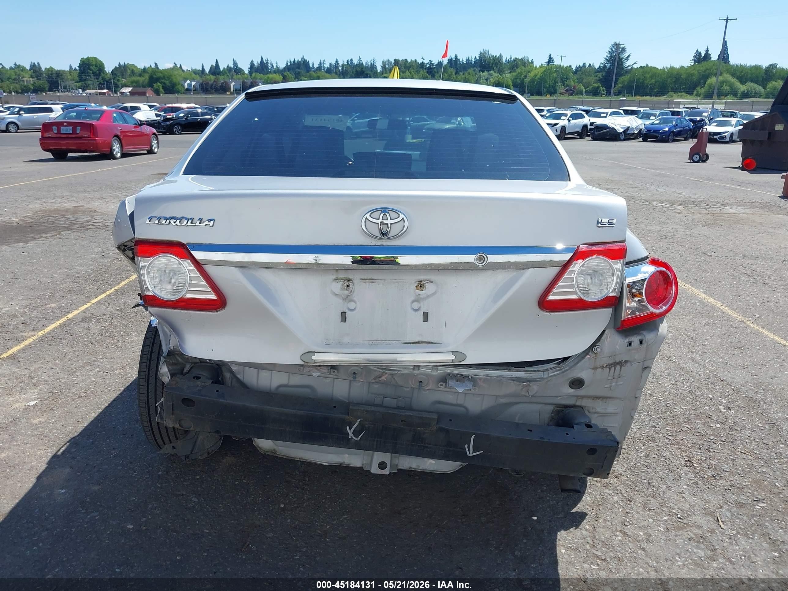2011 Toyota Corolla Le Silver vin: 2T1BU4EE1BC627646