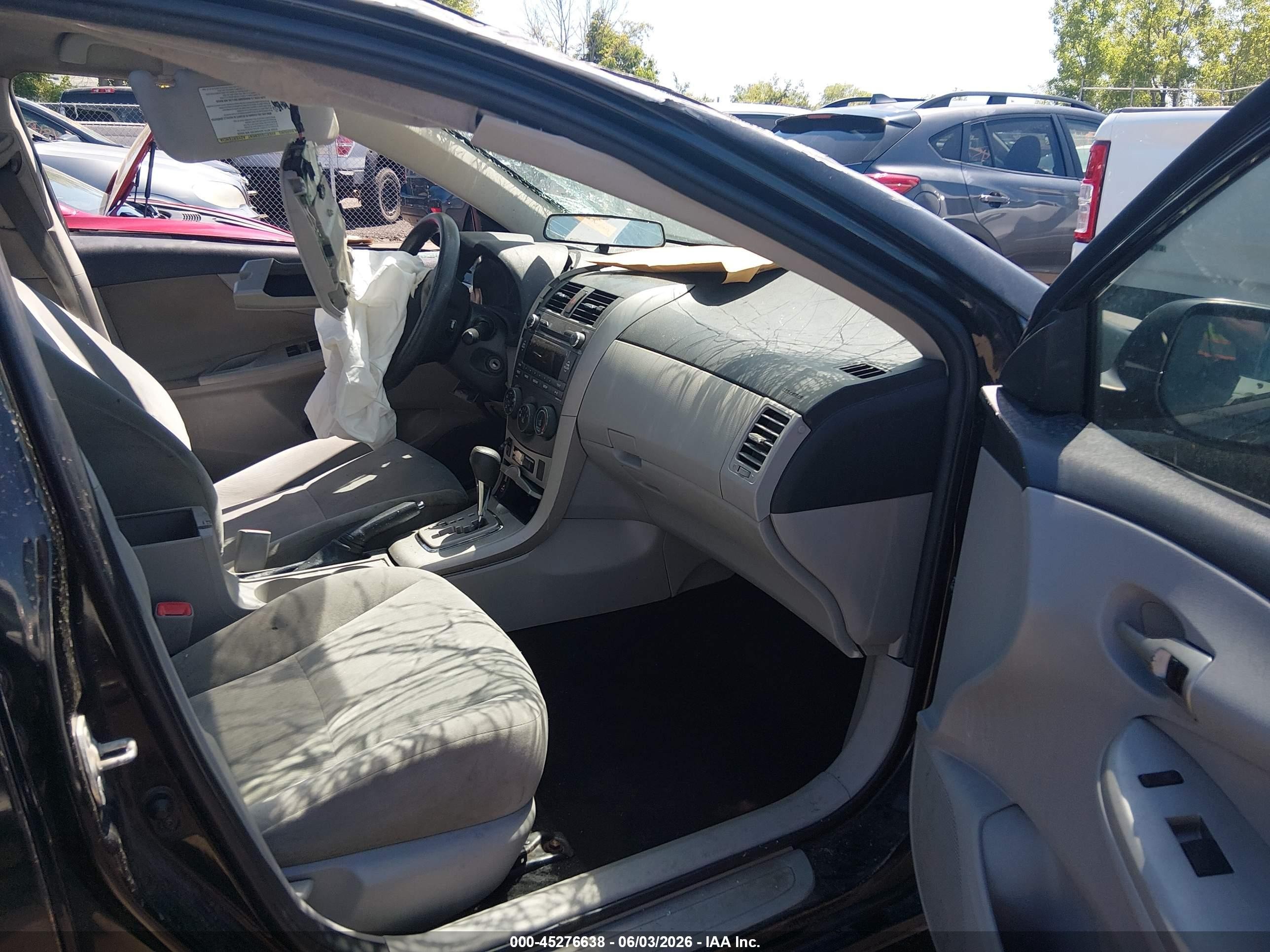 2011 Toyota Corolla Le Black vin: 2T1BU4EE1BC637108