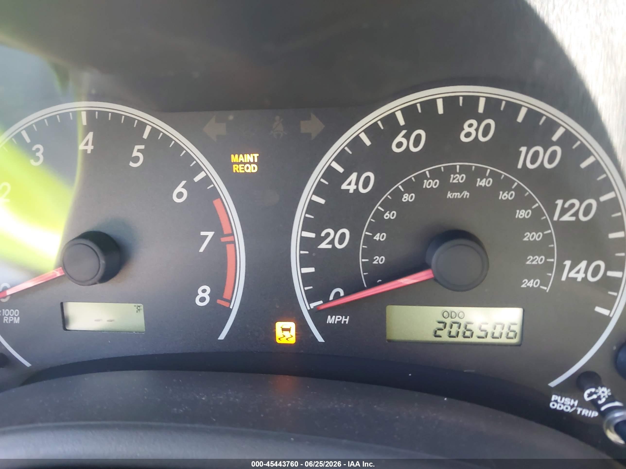 2011 Toyota Corolla Le White vin: 2T1BU4EE1BC637562