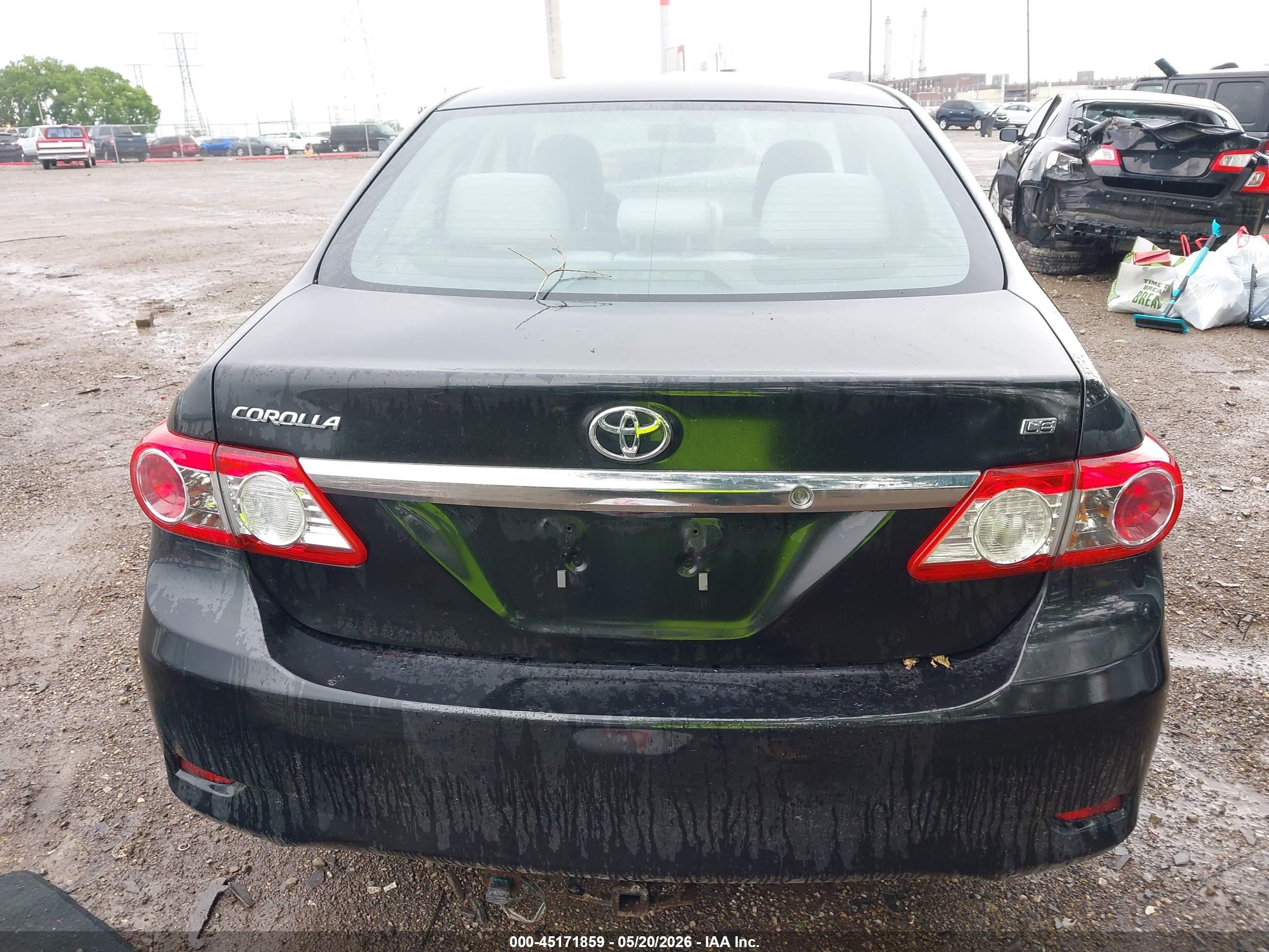 2011 Toyota Corolla Le Black vin: 2T1BU4EE1BC646939