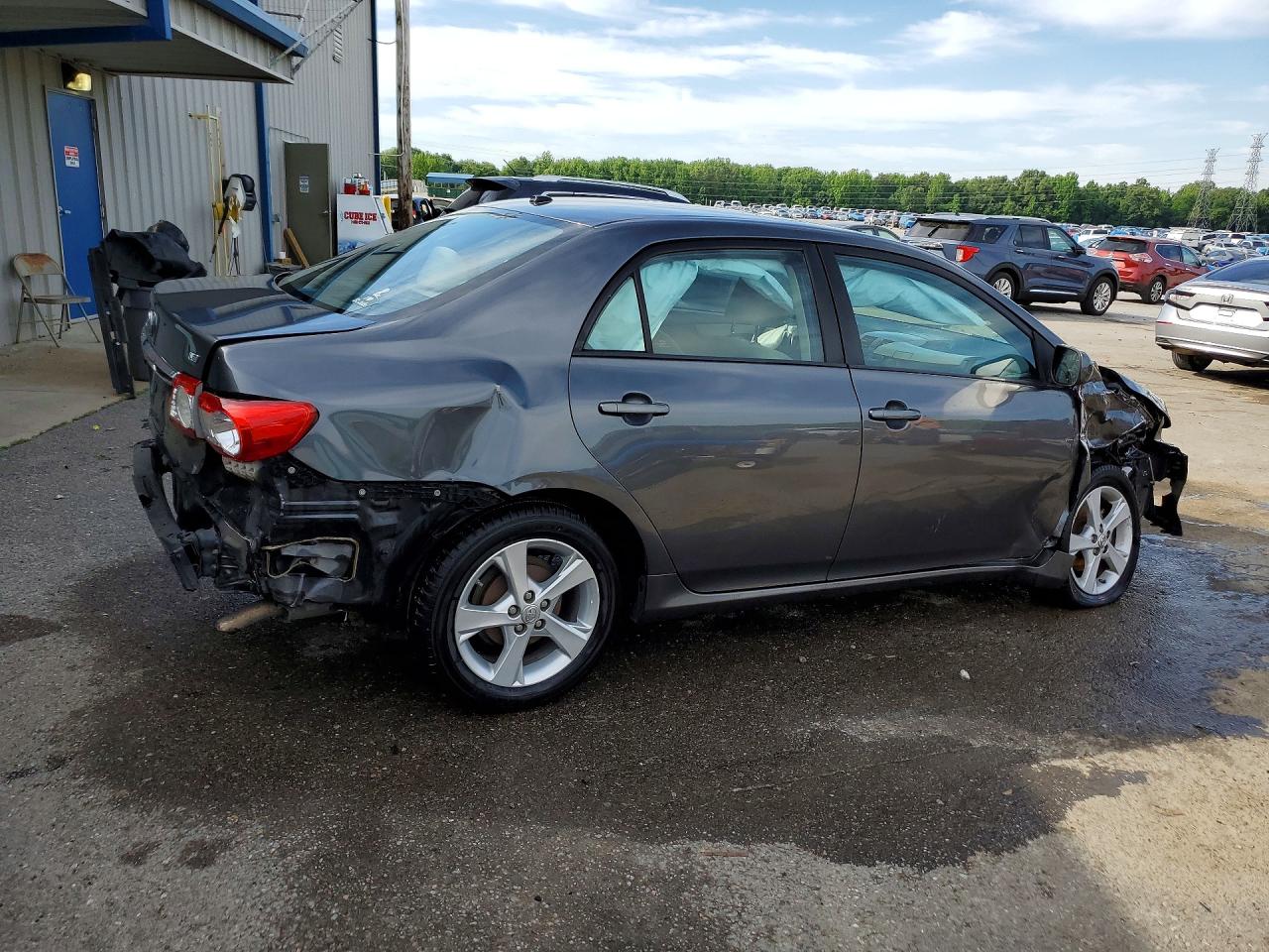 2011 Toyota Corolla Le Gray vin: 2T1BU4EE1BC677348