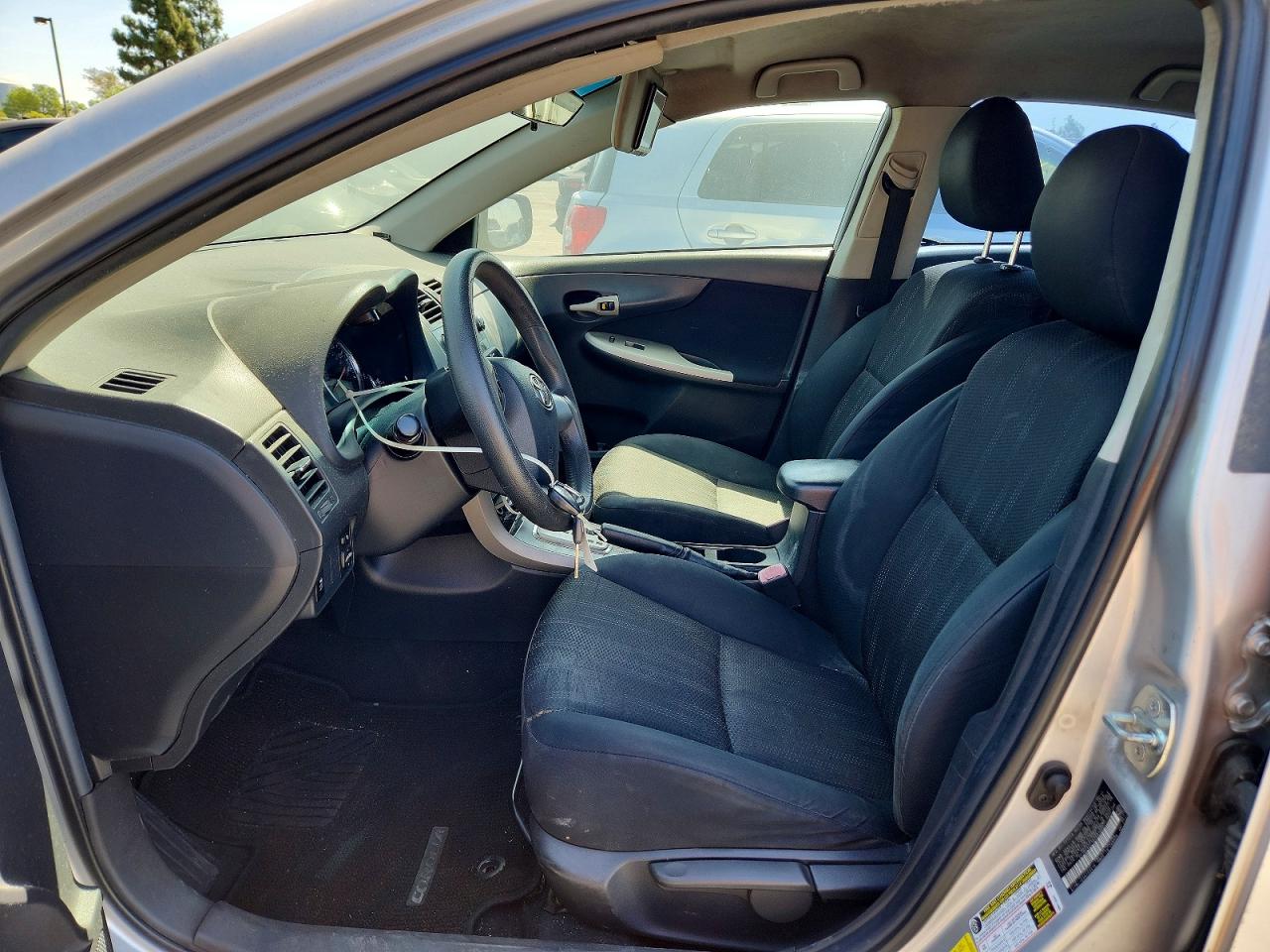 2011 Toyota Corolla S Silver vin: 2T1BU4EE1BC681660