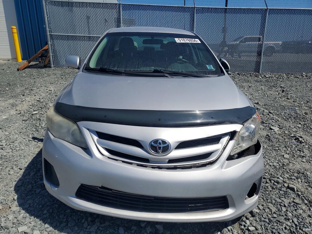 2011 Toyota Corolla Base Серебряный vin: 2T1BU4EE1BC694523