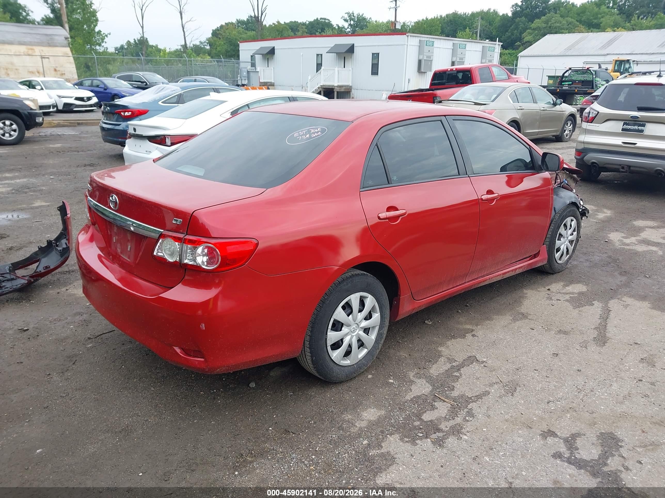 2011 Toyota Corolla Le Red vin: 2T1BU4EE1BC710185
